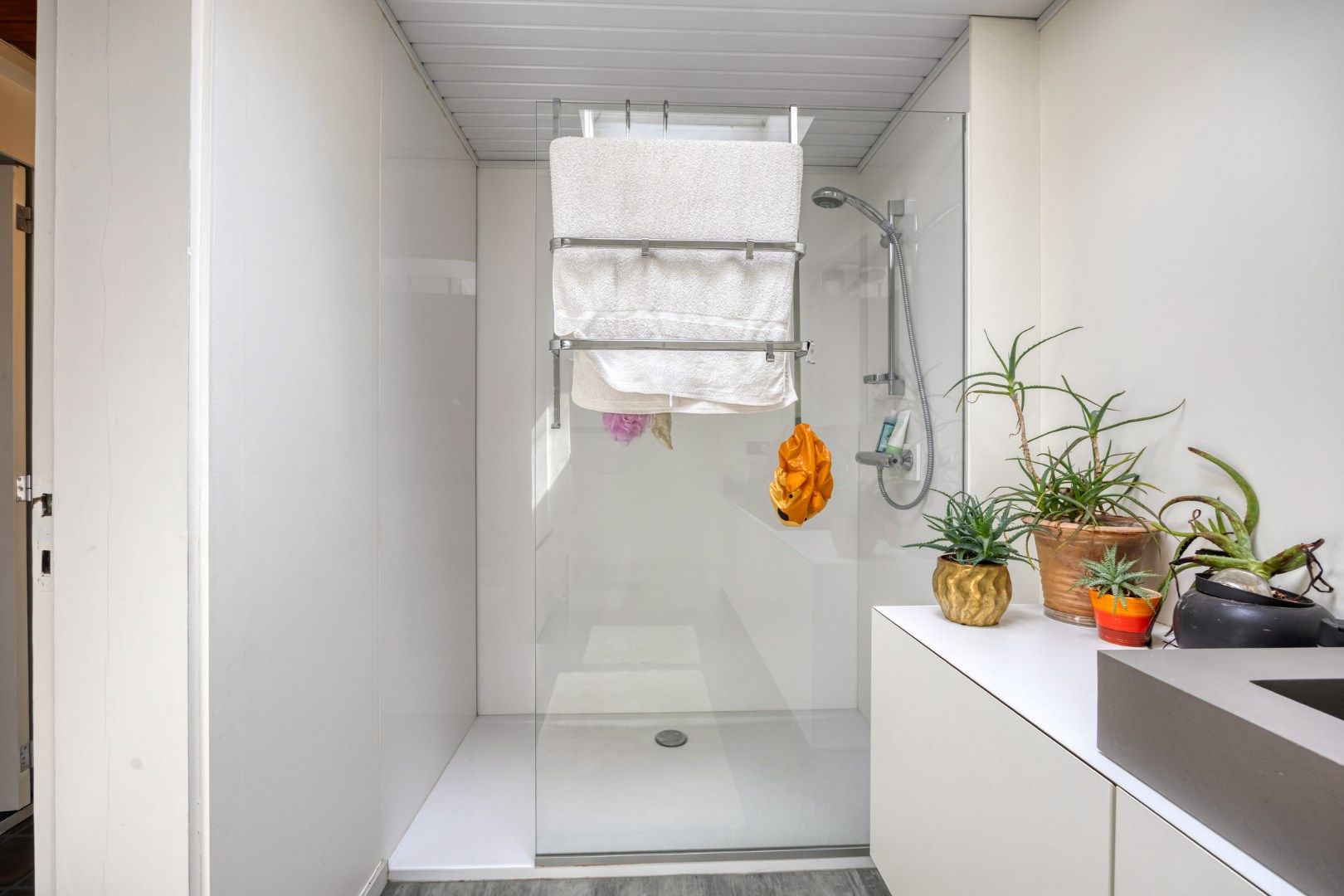 Gunstig gelegen instapklare woning op prachtig perceel van 10a88 ! foto 20