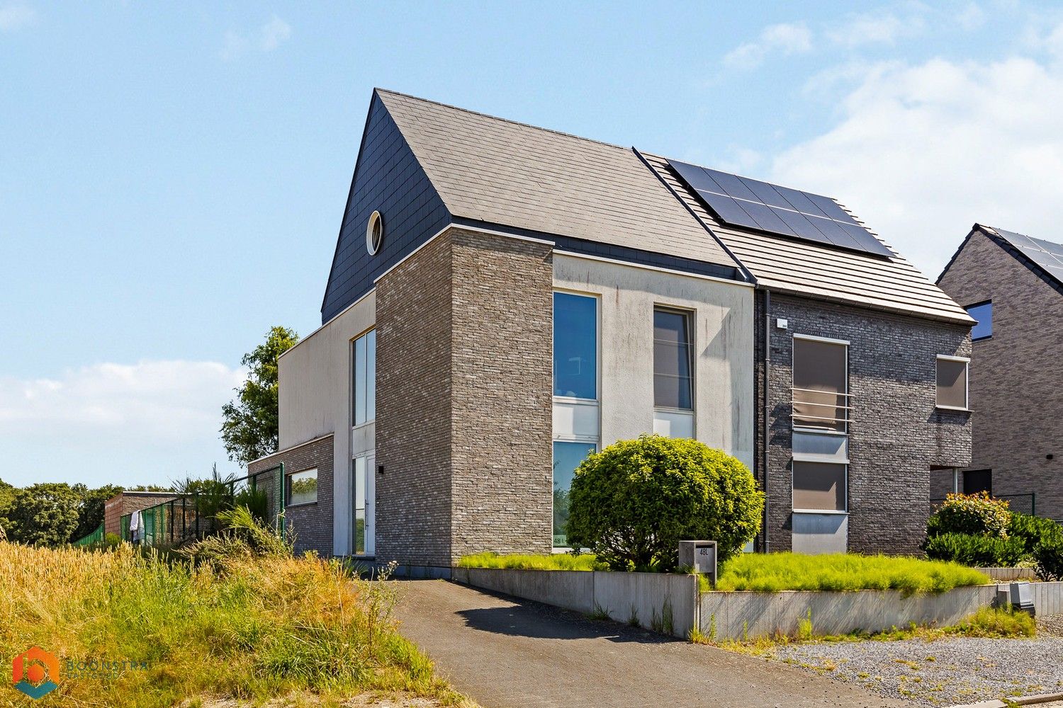 Energiezuinige woning met 5 slpkrs! foto {{pictureIndex}}