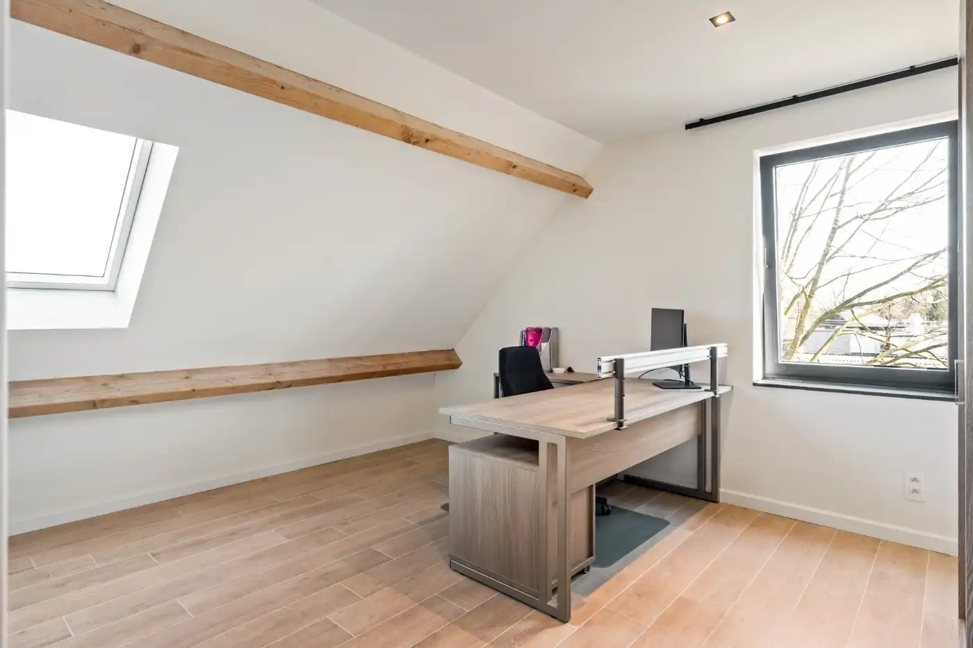 Prachtige BEN-woning met 4 à 5 slpk., inpandige garage en tuin foto 27