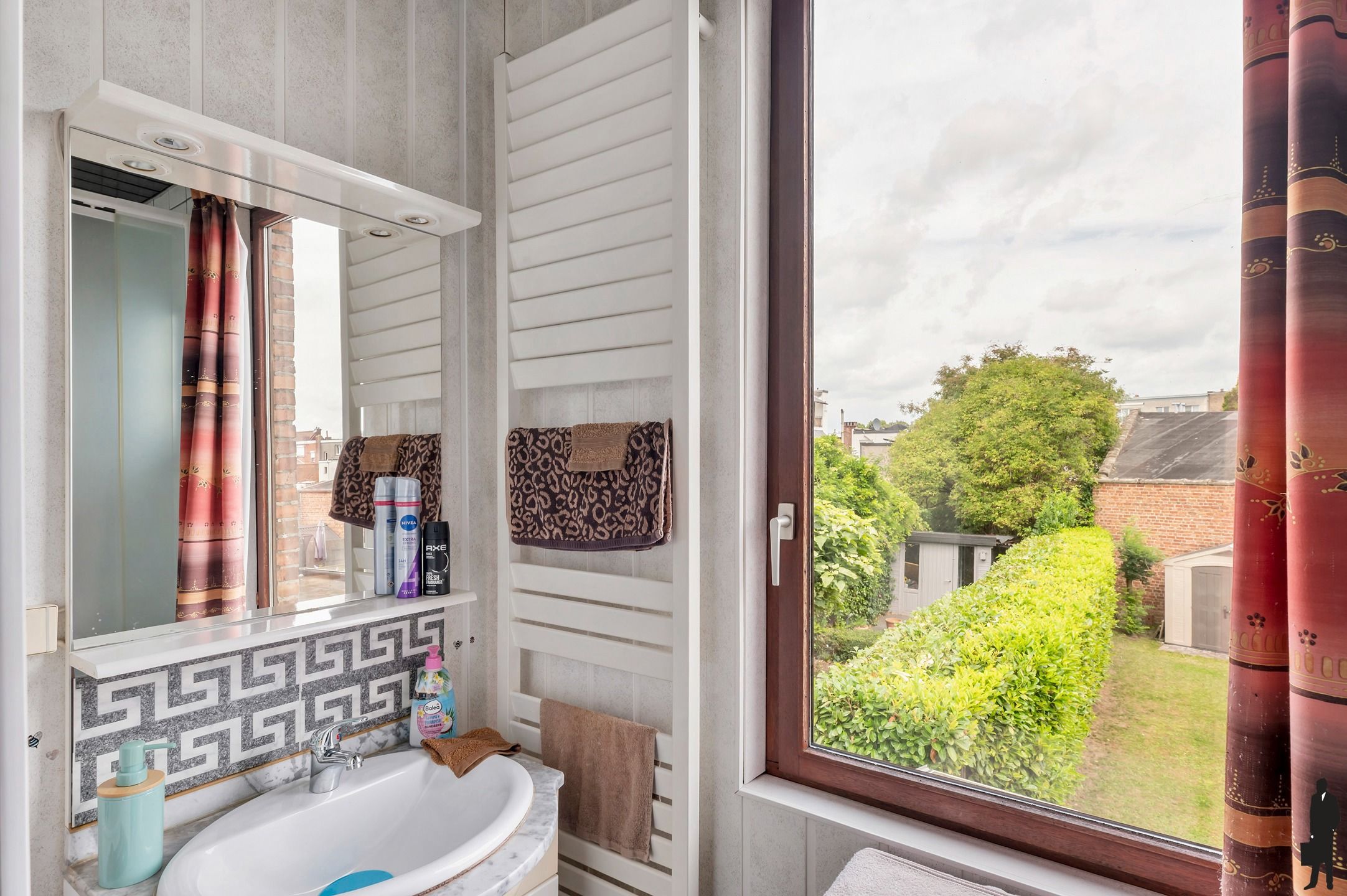 Woning met grote tuin en uitbreidingsmogelijkheden. foto 9