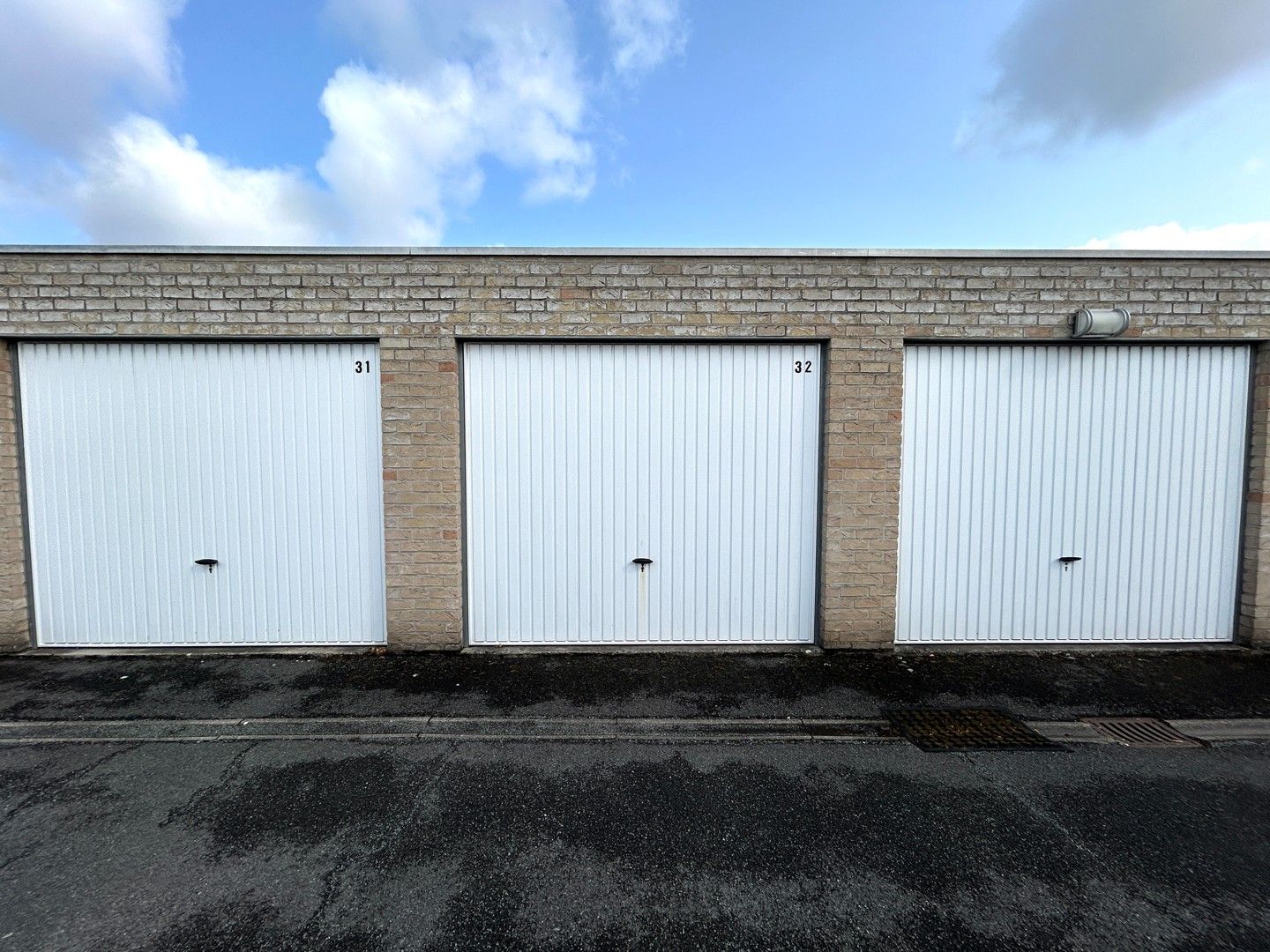 Instapklaar één-slaapkamer appartement te Roeselare! foto 13