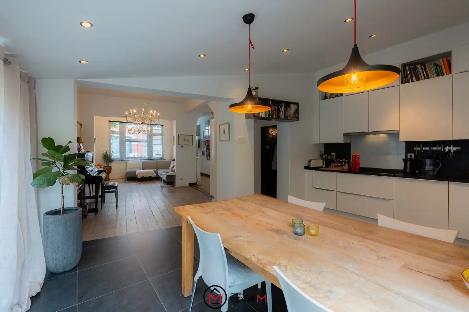 Charmante woning te koop vlakbij het centrum van Hasselt foto 10