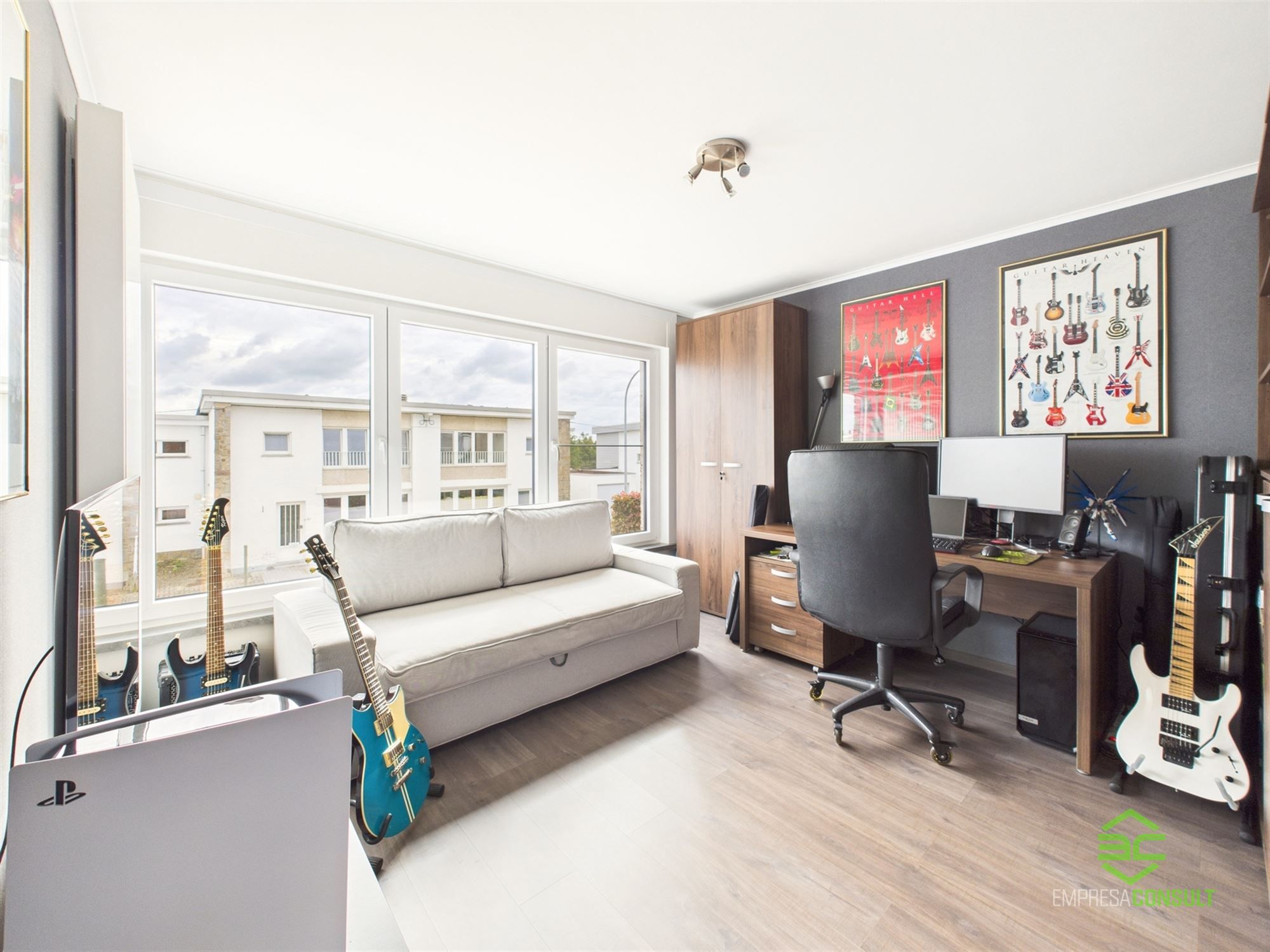 Instapklare woning met 3 slpk op een topligging! foto 18