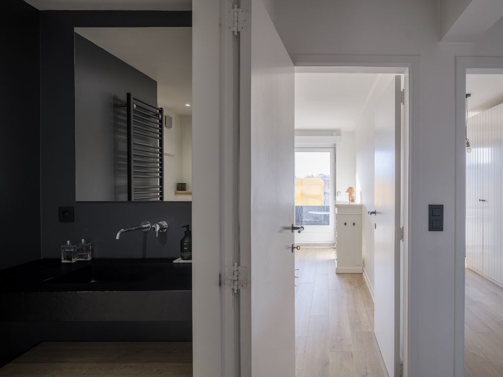 Gent centrum: Ruim appartement (3 slpkmrs) met buitenruimte, weids zicht en parkeergelegenheid nabij het het Zuidpark - Opportuniteit! foto 20