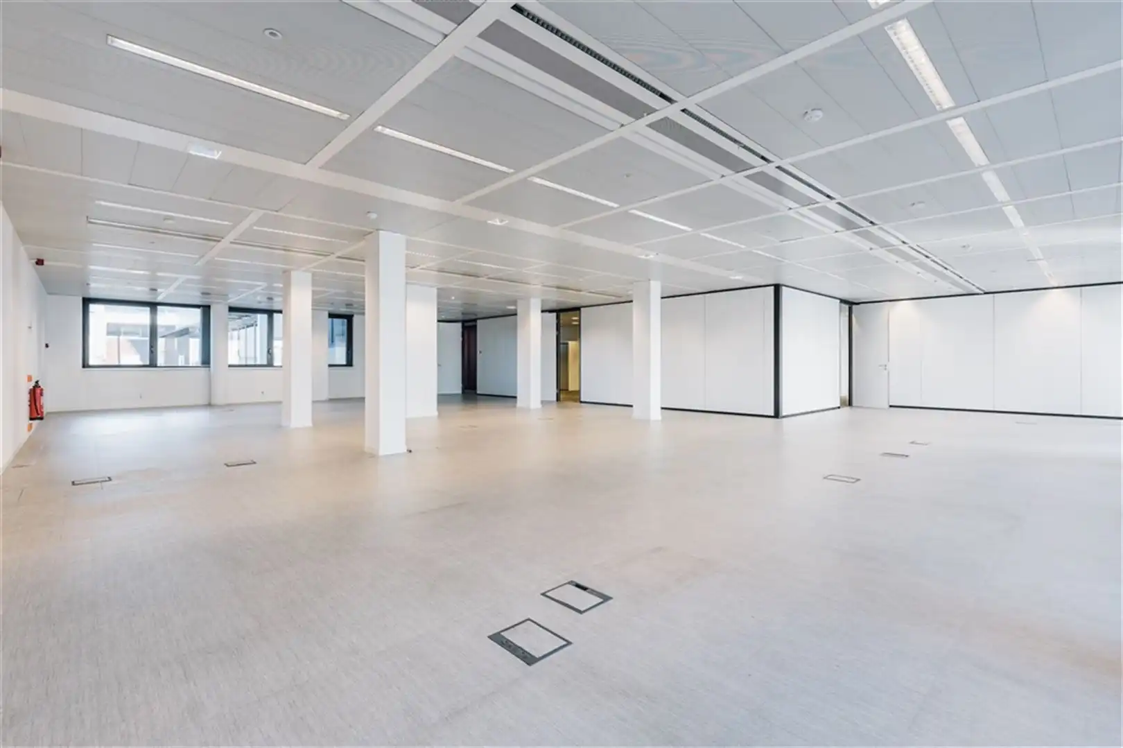 SOUTH CRYSTAL: kantoren te huur vanaf 633 m² foto 7