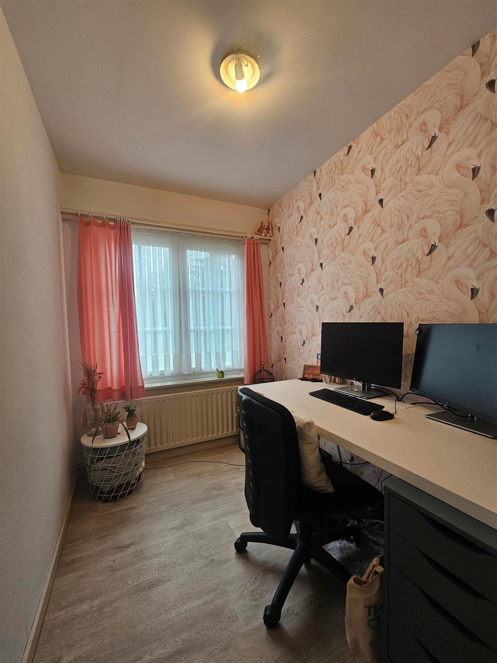 Charmante instapklare woning met o.a. 3 slpks, mooie tuin en oprit. foto 8
