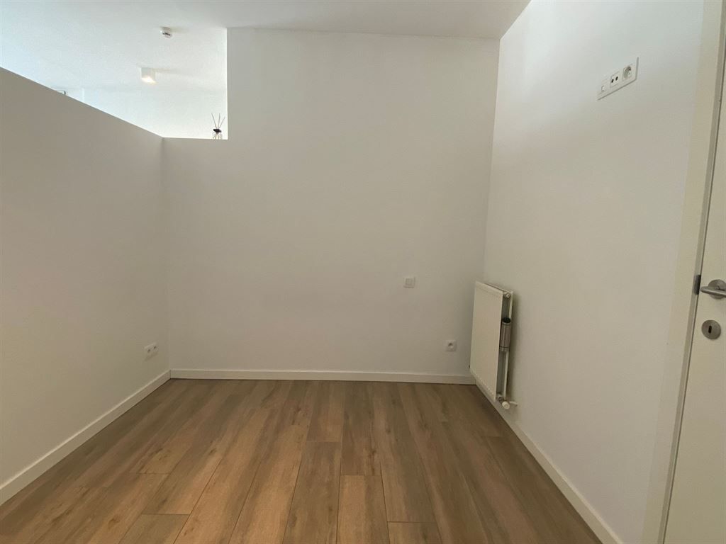 Recent appartement in het centrum van Brasschaat foto 5