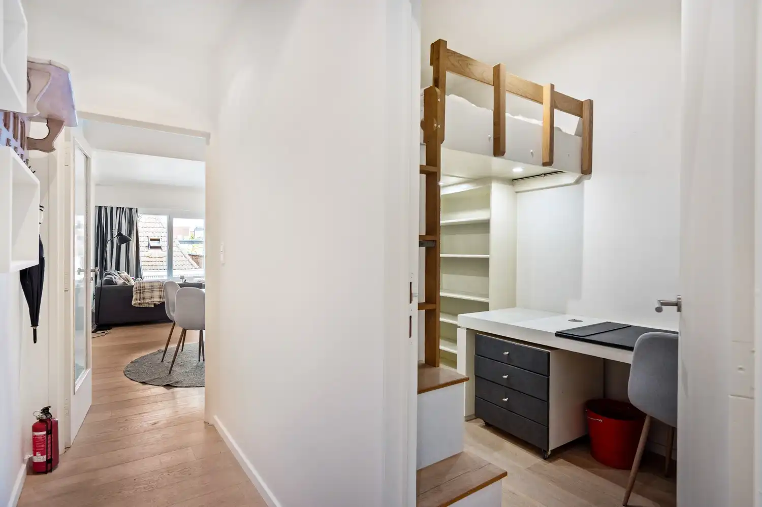 Instapklaar 2-slaapkamerappartement op centrale en rustige ligging foto 11