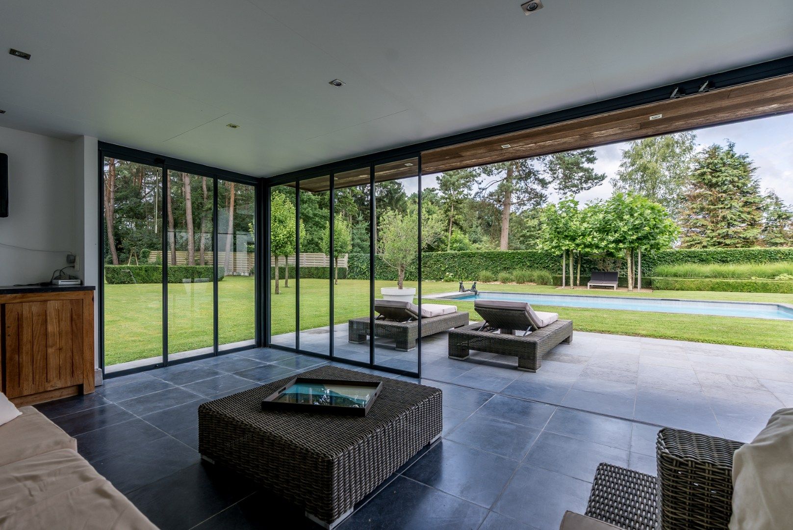 Prachtig gelegen villa met zwembad op 33 are tegen de Keiheuvel ! foto 34