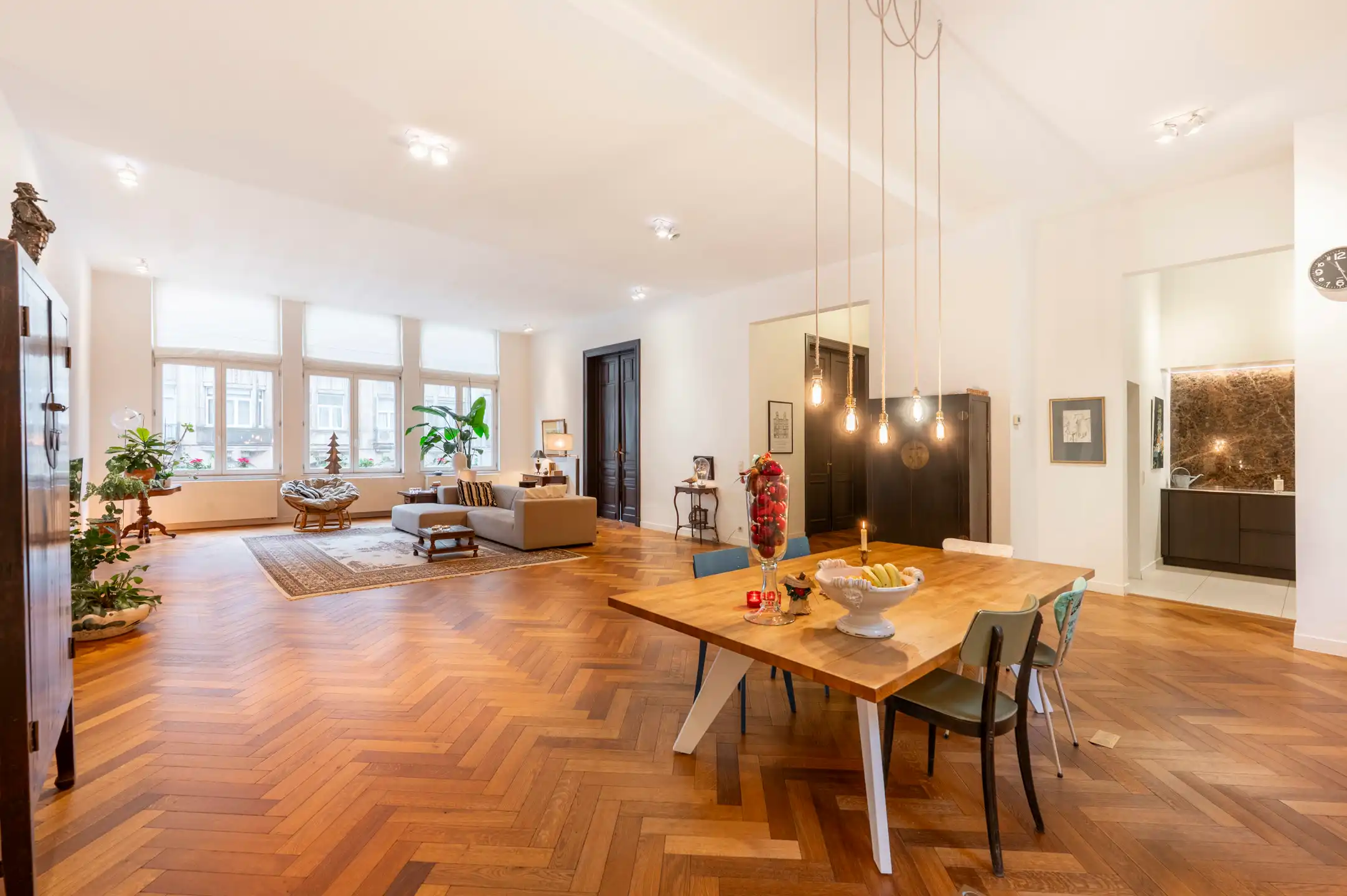 ANTWERPEN CENTRAAL - Royaal appartement met parking foto 7