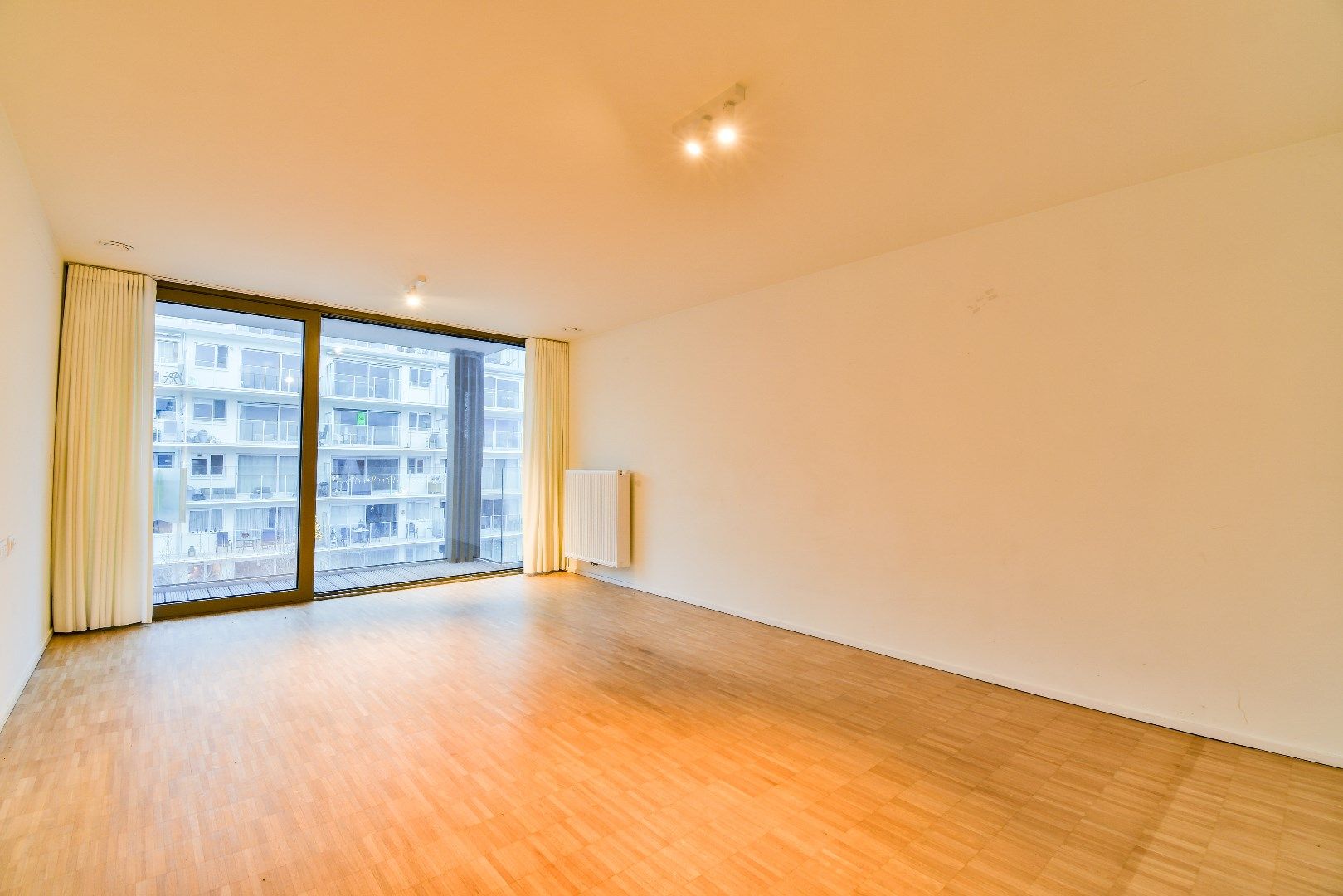 Recent en energiezuinig appartement met panoramisch zicht! foto 2