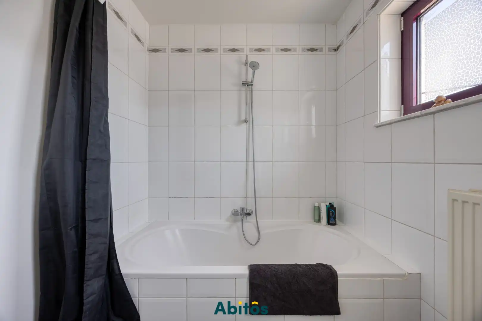 Ruim en lichtrijk appartement met 3 slaapkamers foto 17