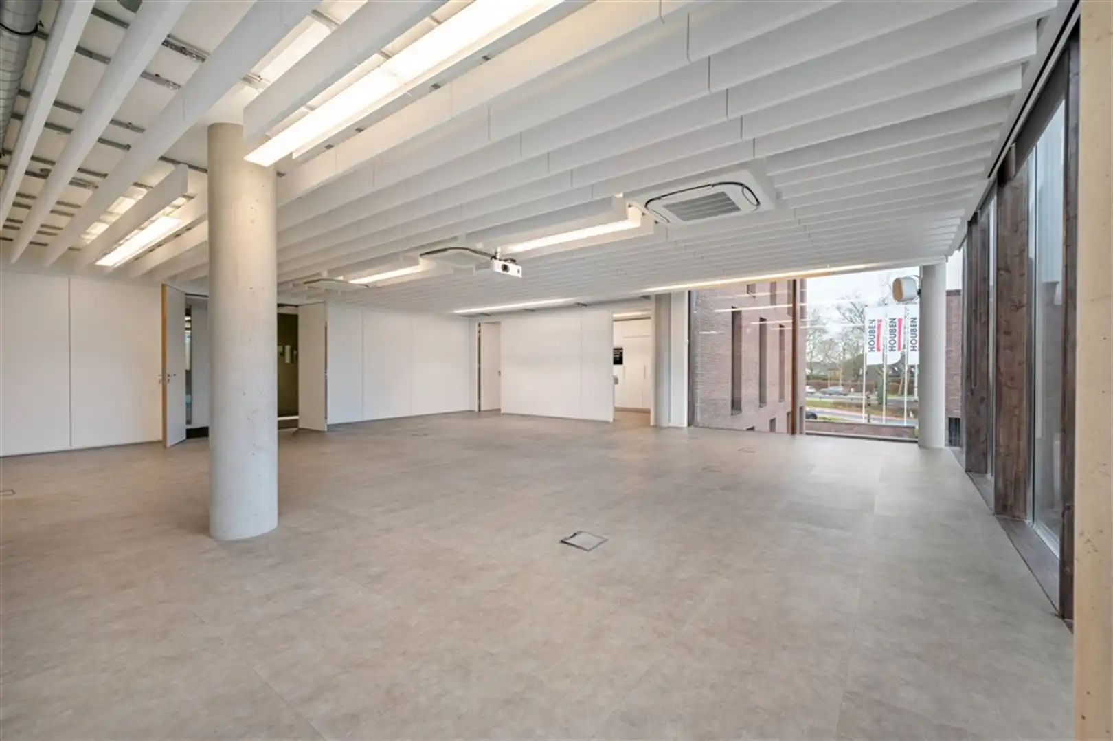 Kantoorgebouw foto 17