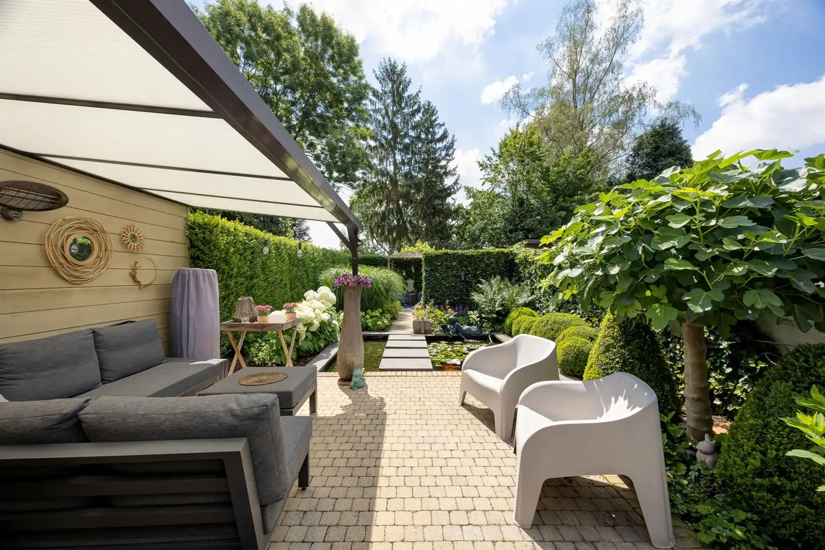 Prima onderhouden woning met 4 SLK op toplocatie foto 4