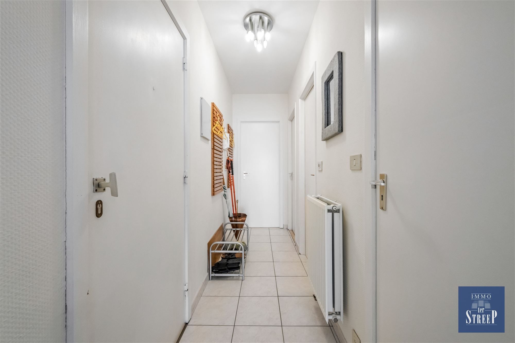 Appartement met 2 slaapkamers op de zeedijk foto 10