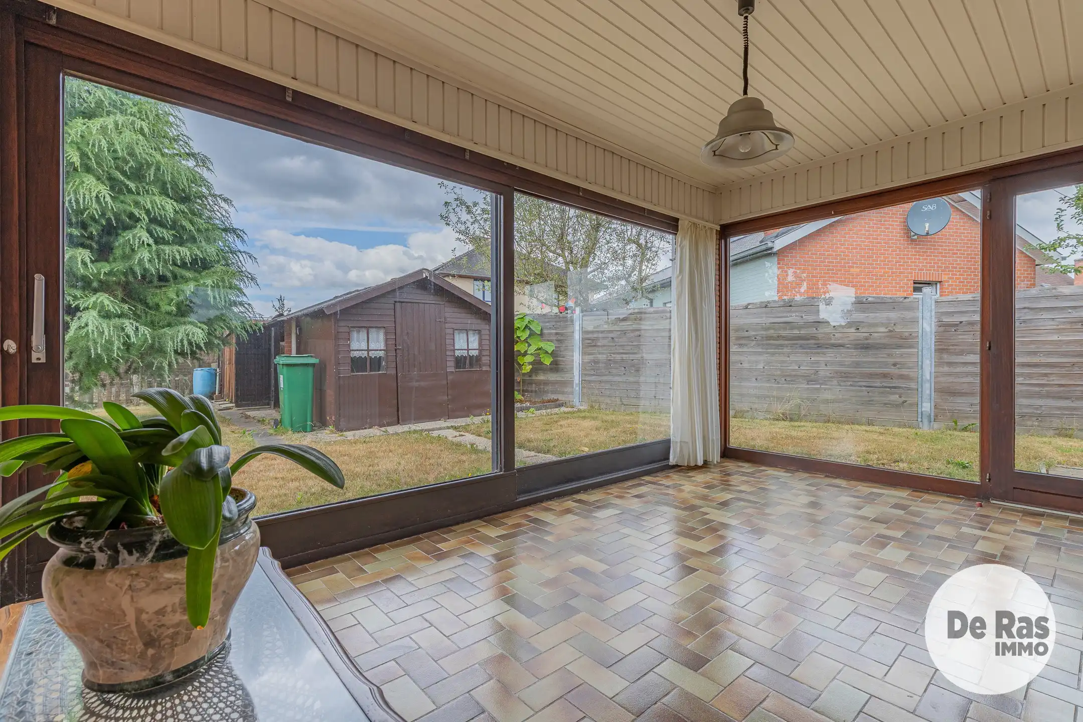 HERZELE - Bungalow in rustige woonwijk op toplocatie foto 15