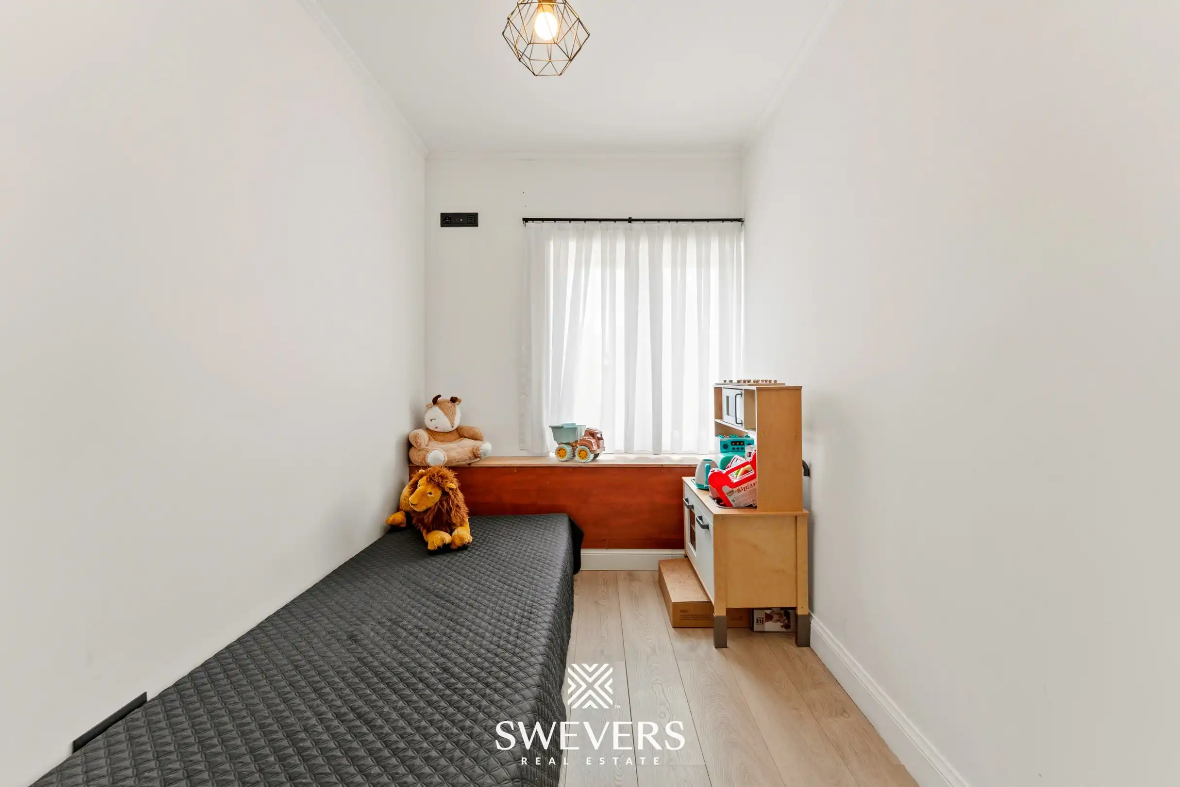 Instapklaar gerenoveerd appartement met 3 slaapkamers en een garage in centrum Houthalen foto 21