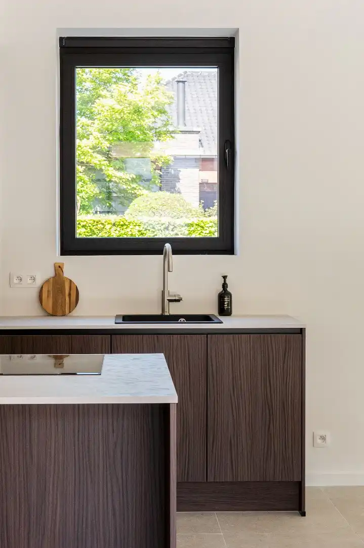 Gelijkvloers/hoek appartement TE KOOP  in 'residentie Daniël & Zozima'. foto 10