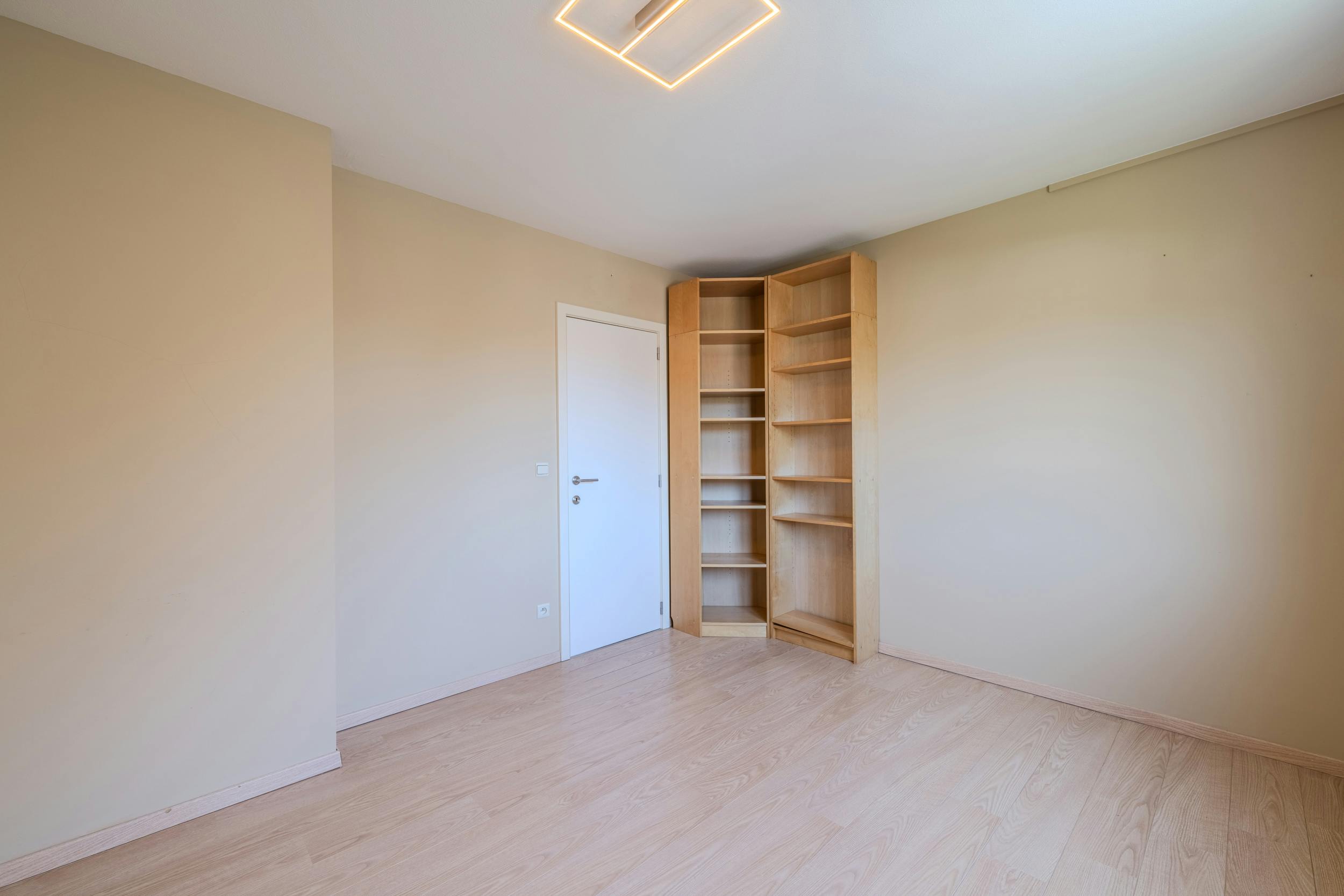 Prachtig duplexappartement met 4 slaapkamers en terras foto 10