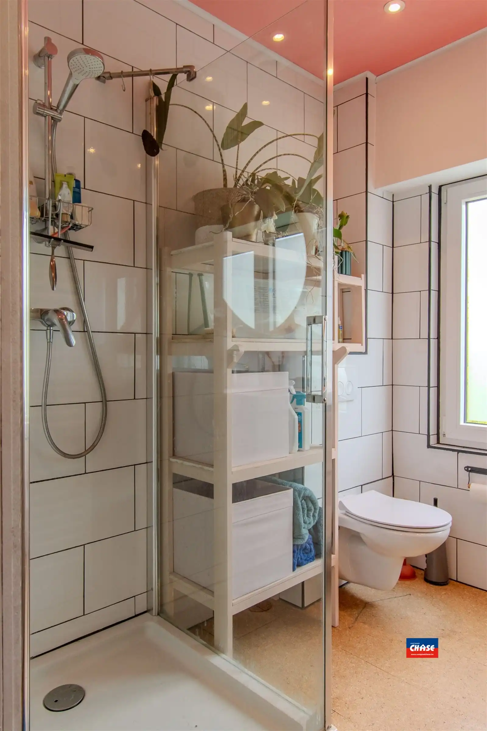 Instapklare Bel-étage met drie slaapkamers en grote tuin foto 21