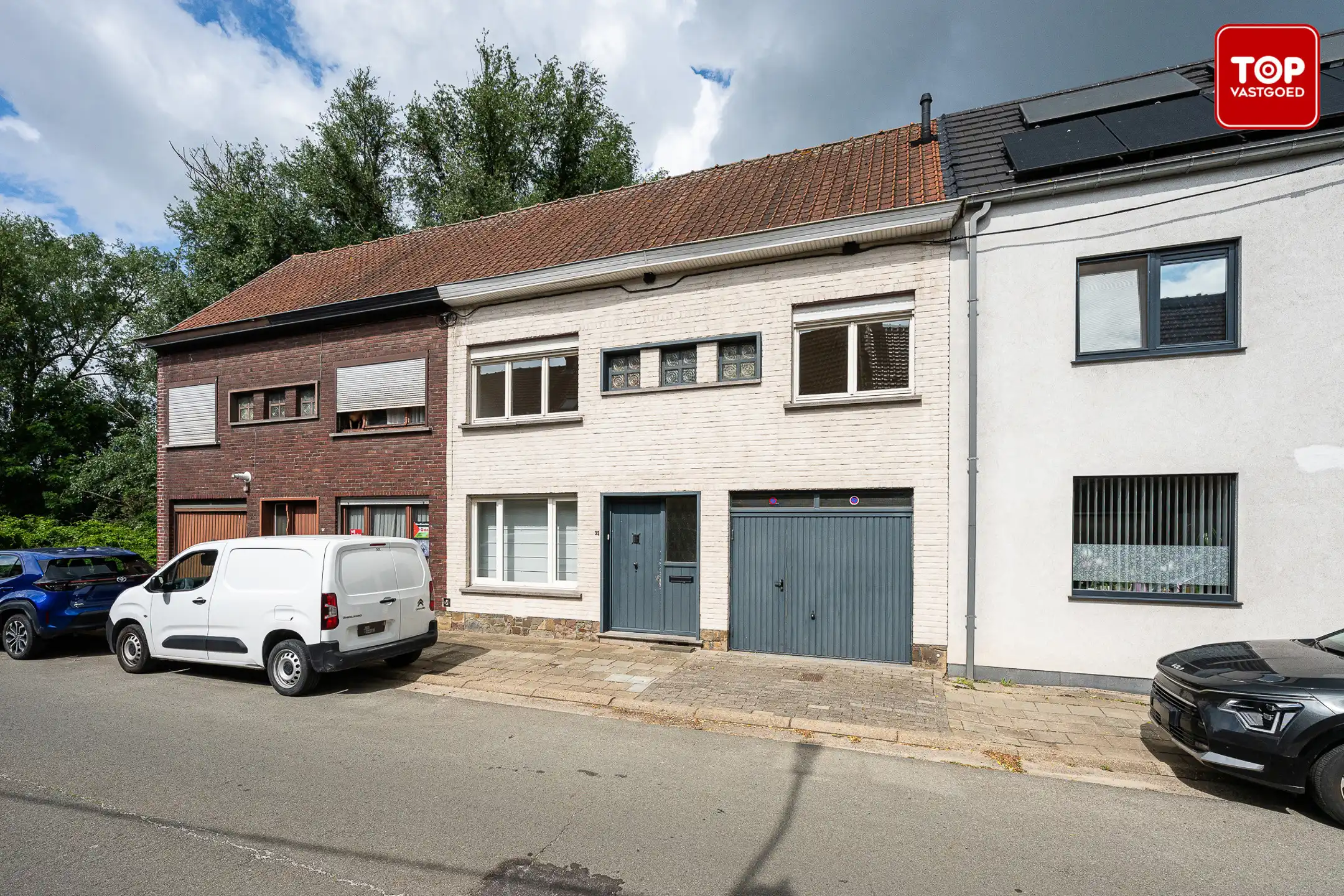 Instapklare woning met 3 slaapkamers, garage en zonnige tuin foto 2