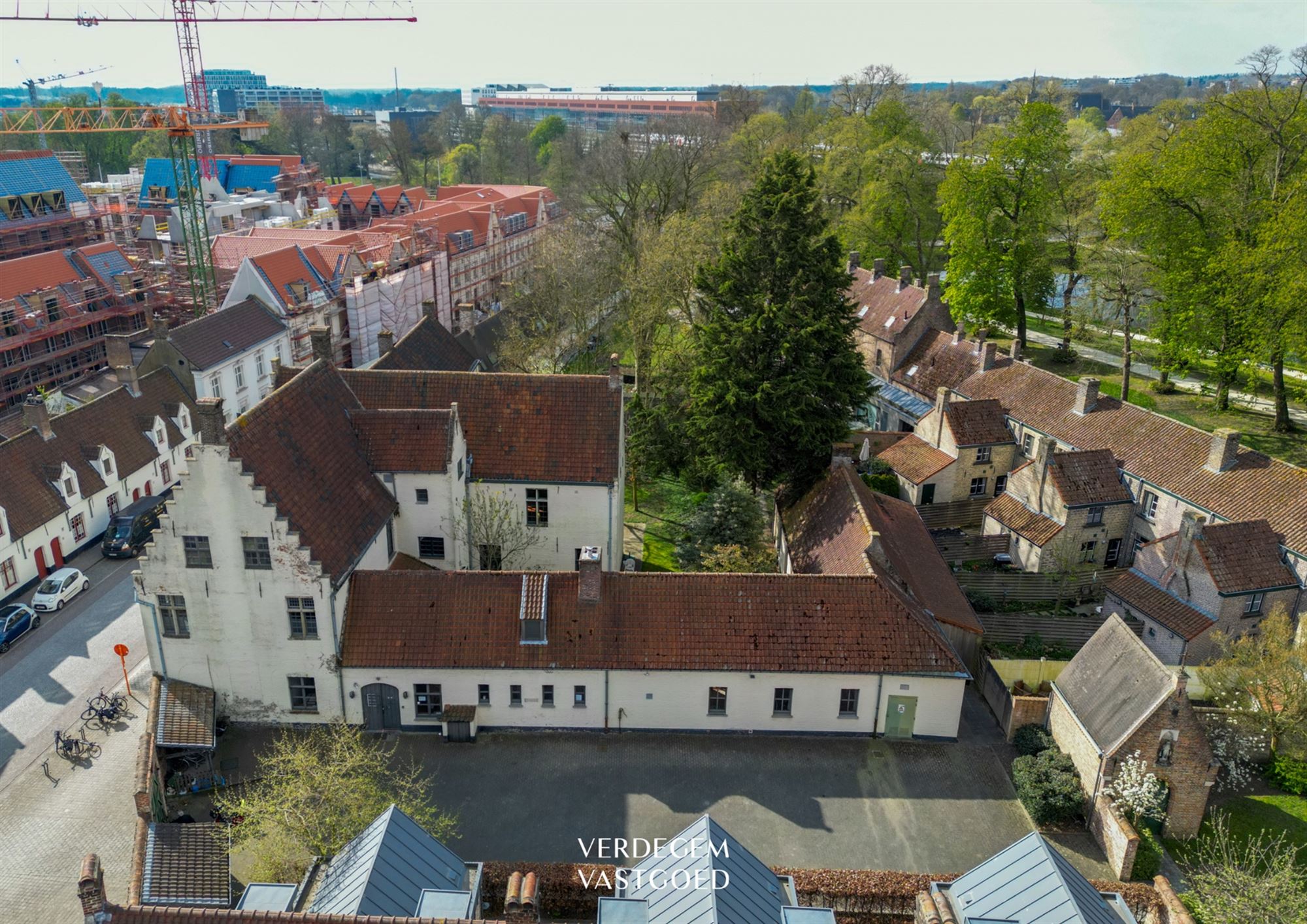 Te herbestemmen historische site 'Godshuizen Van Volden': uniek project met mogelijkheden foto 9