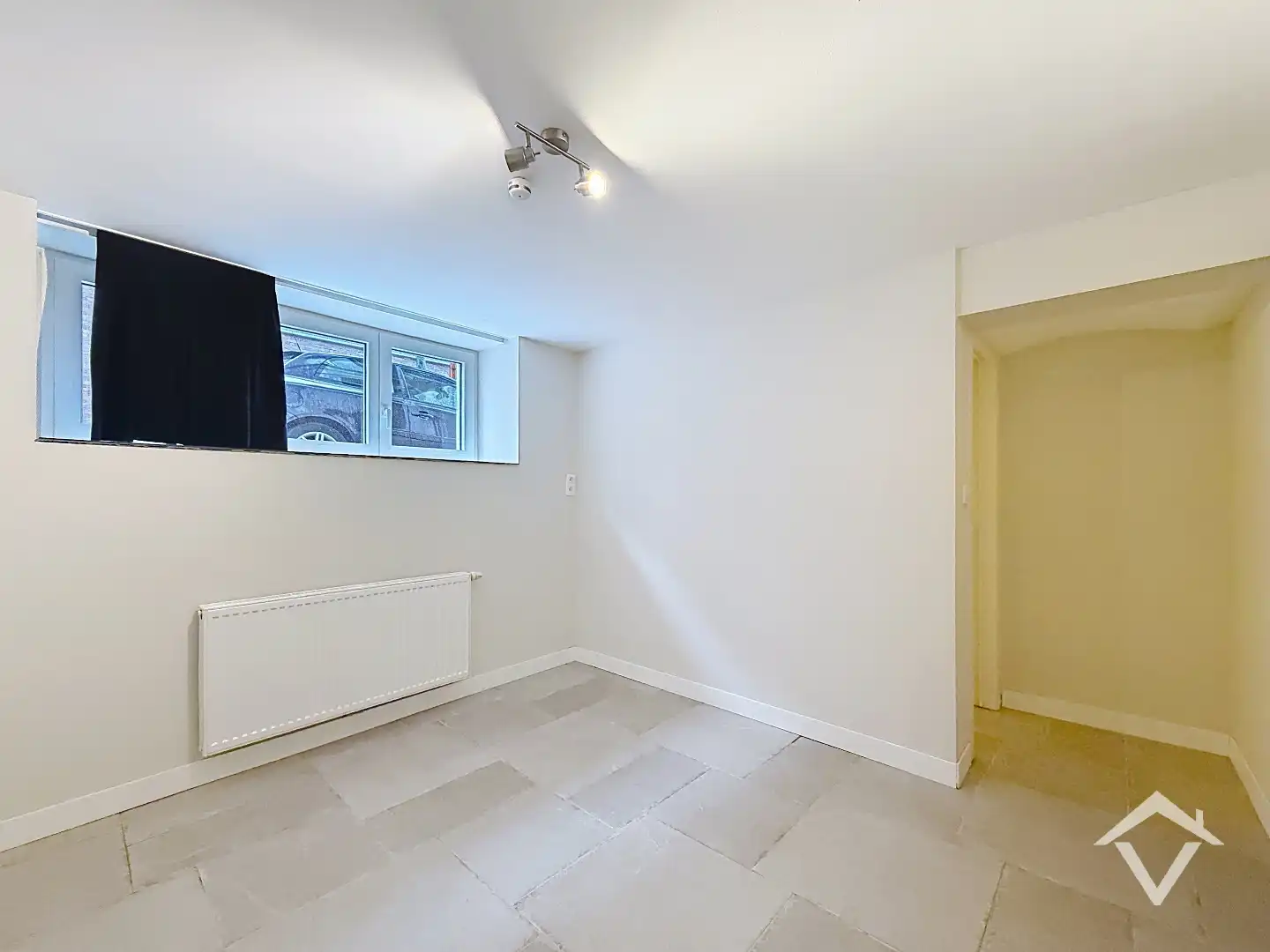 Gerenoveerd appartement in centrum Oostende met 2 slaapkamers foto 9