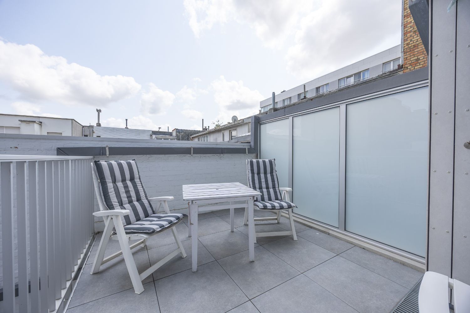 Instapklaar appartement met frontaal zeezicht te koop in Middelkerke foto 13