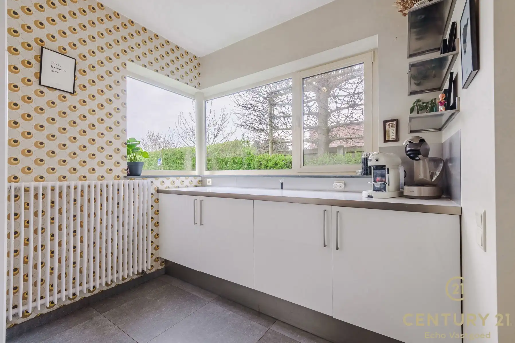 Charmante woonst met 5 slpk, tuintje, bijhuis en zwemvijver  foto 11