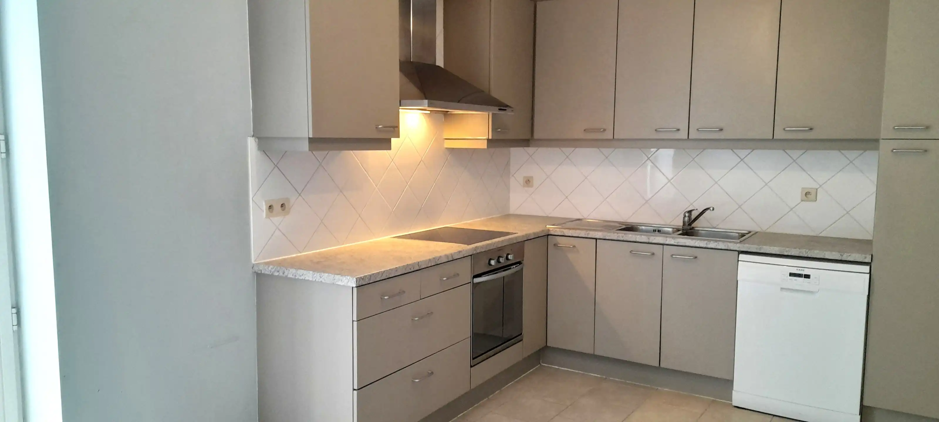 Gezellig duplexappartement/bel-etage in hartje Lier foto 13