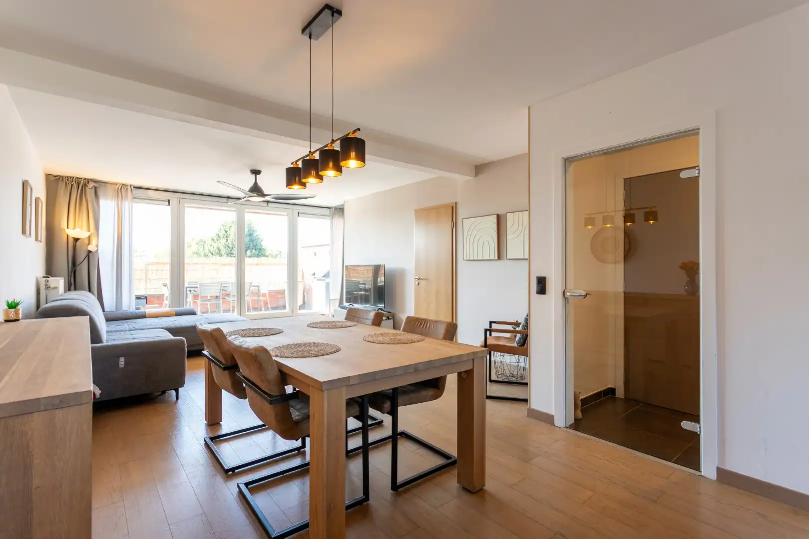 Energiezuinig duplex-app met 3 slpk, terras + staanplaats foto 8