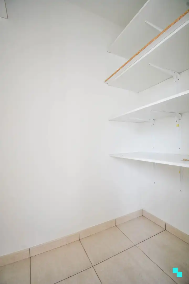Instapklaar duplexappartement met garage te Hooglede foto 10