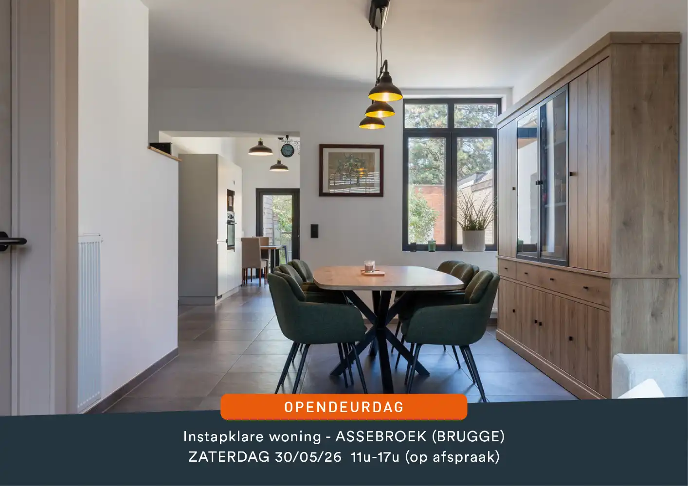Volledig gerenoveerde woning in het hart van Assebroek met 3 mooie slaapkamers en prachtige tuin foto {{pictureIndex}}