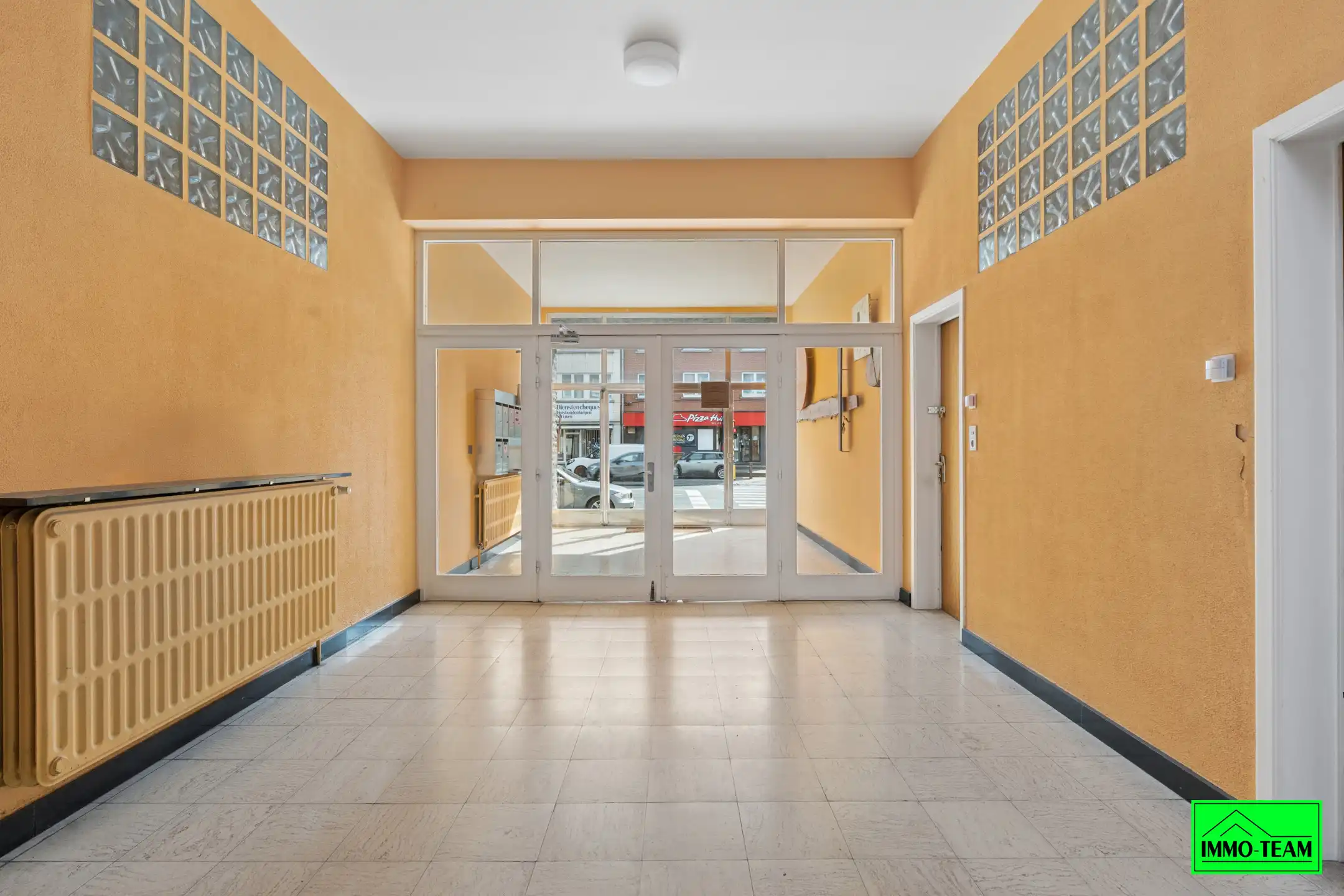 Gelijkvloerse studio foto 14