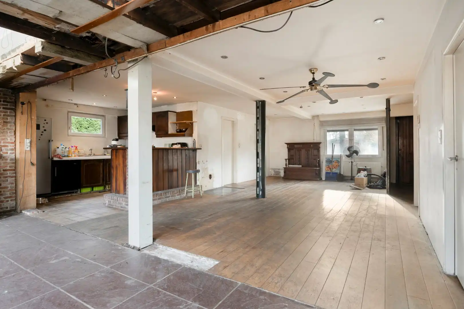  Rustig gelegen halfopen woning met 2/3 slpks op een perceel van 810 m² te Nijlen ! foto 4