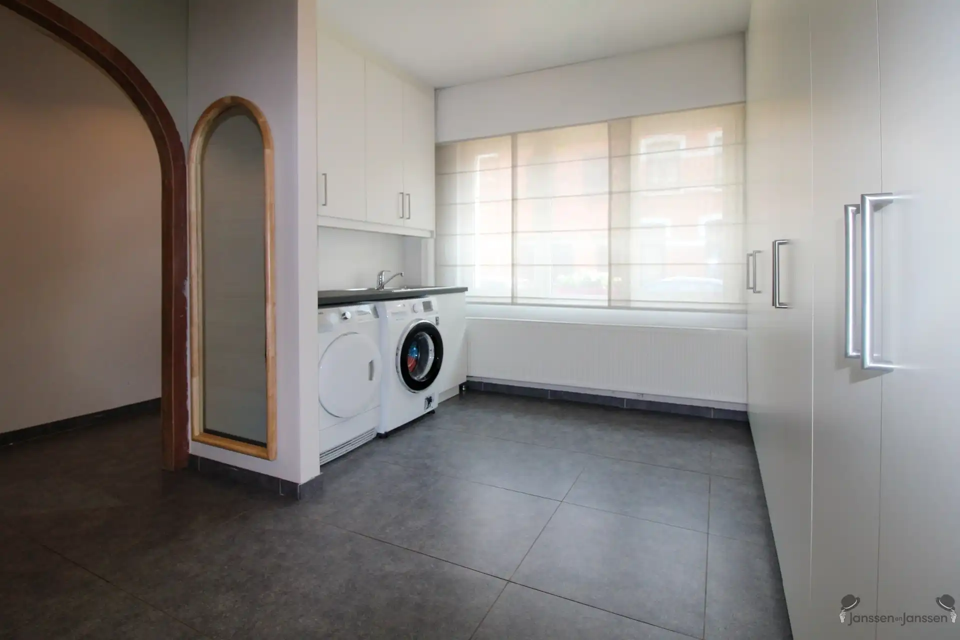 Woning met 4 slpks, 2 badk, centrum Broechem foto 18