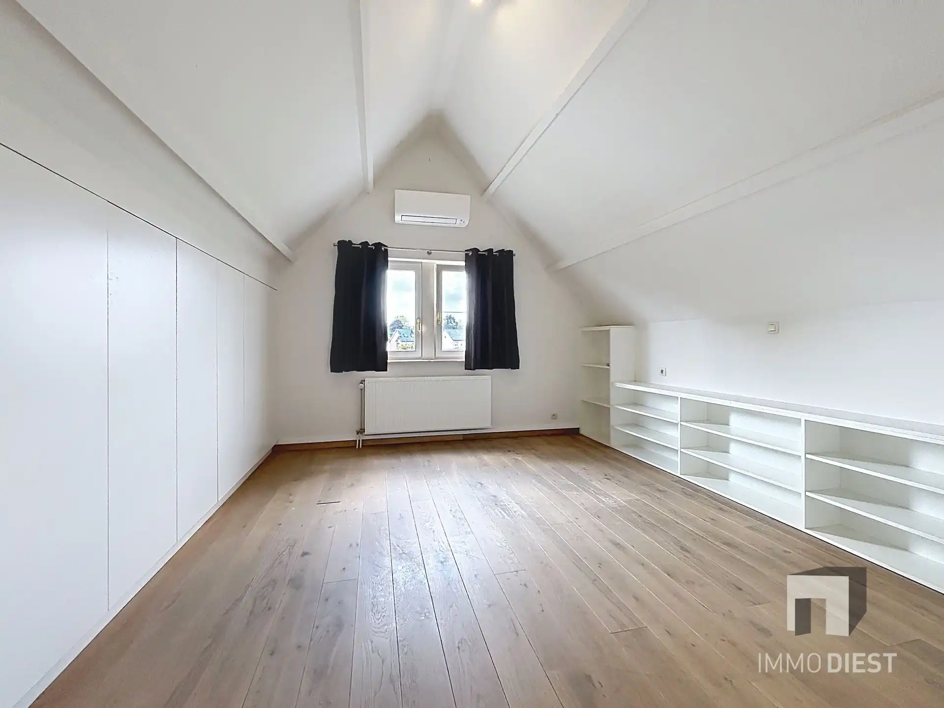 Welkom in deze herenwoning vol charme en grandeur in Scherpenheuvel. foto 29