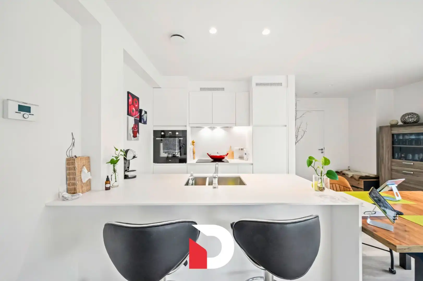 Instapklaar hoekappartement met 2 slk label A en ruim terras centrum Brugge foto 9