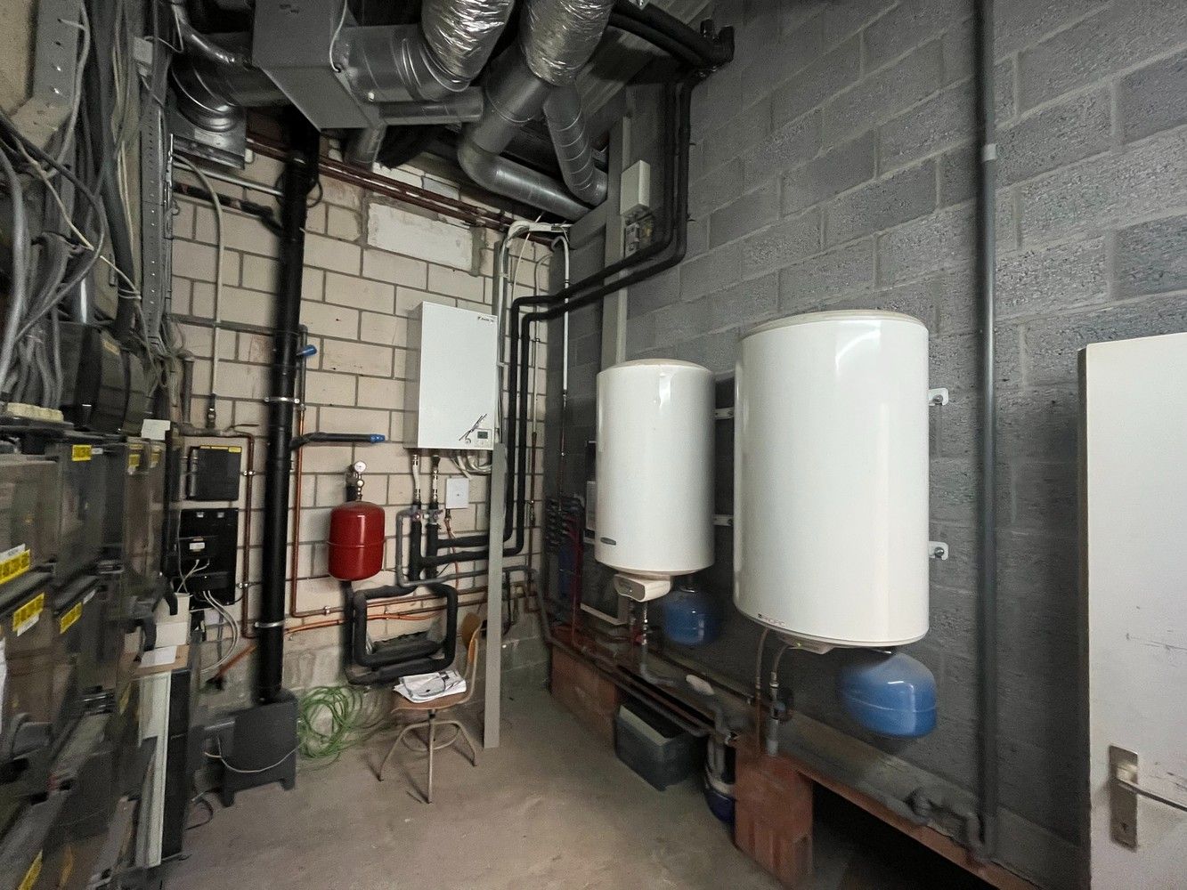 Bedrijfsgebouw met woonst op 60a01ca foto 35