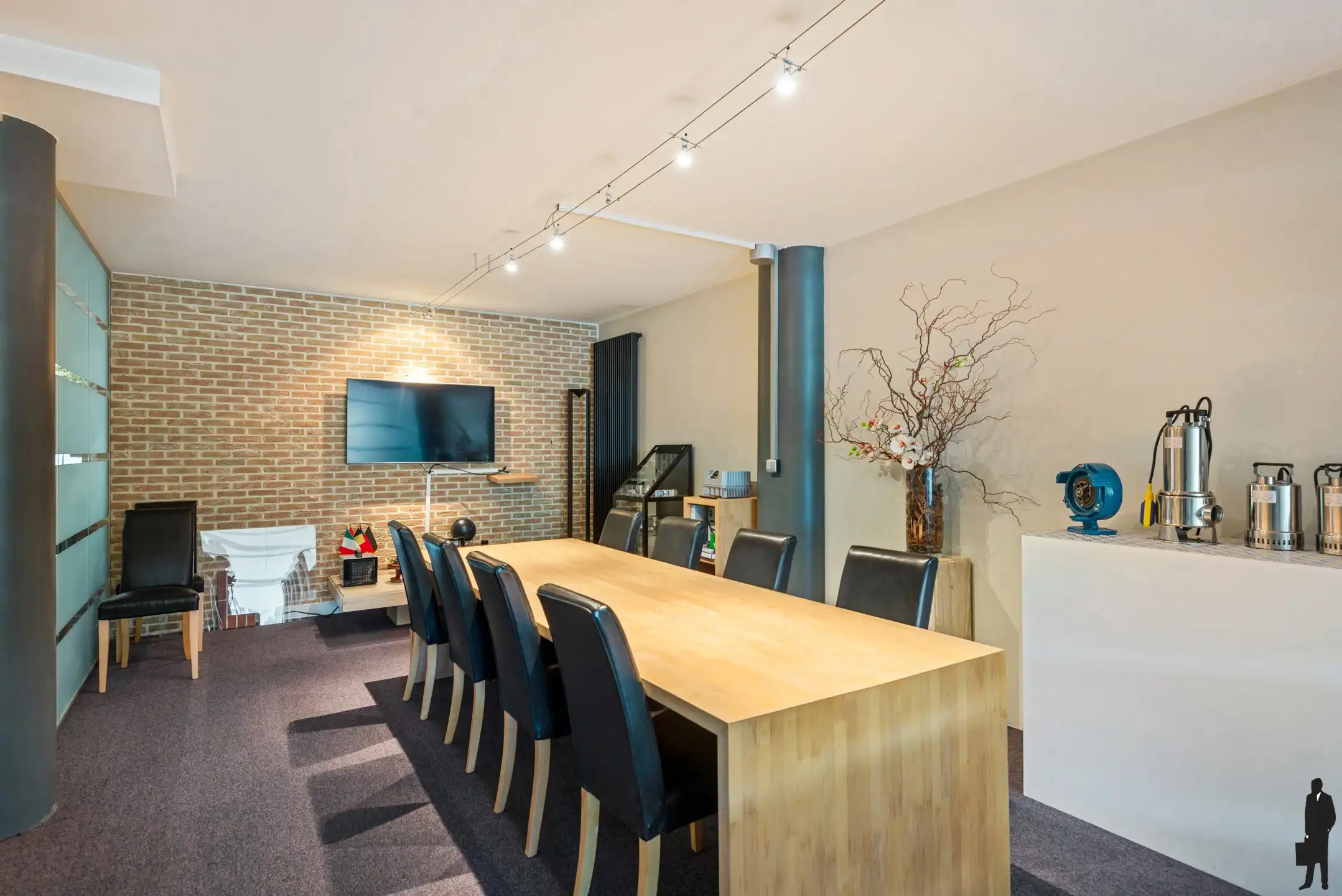 Polyvalent gebouw met handelsruimte-magazijn-kantoor-duplex foto 6