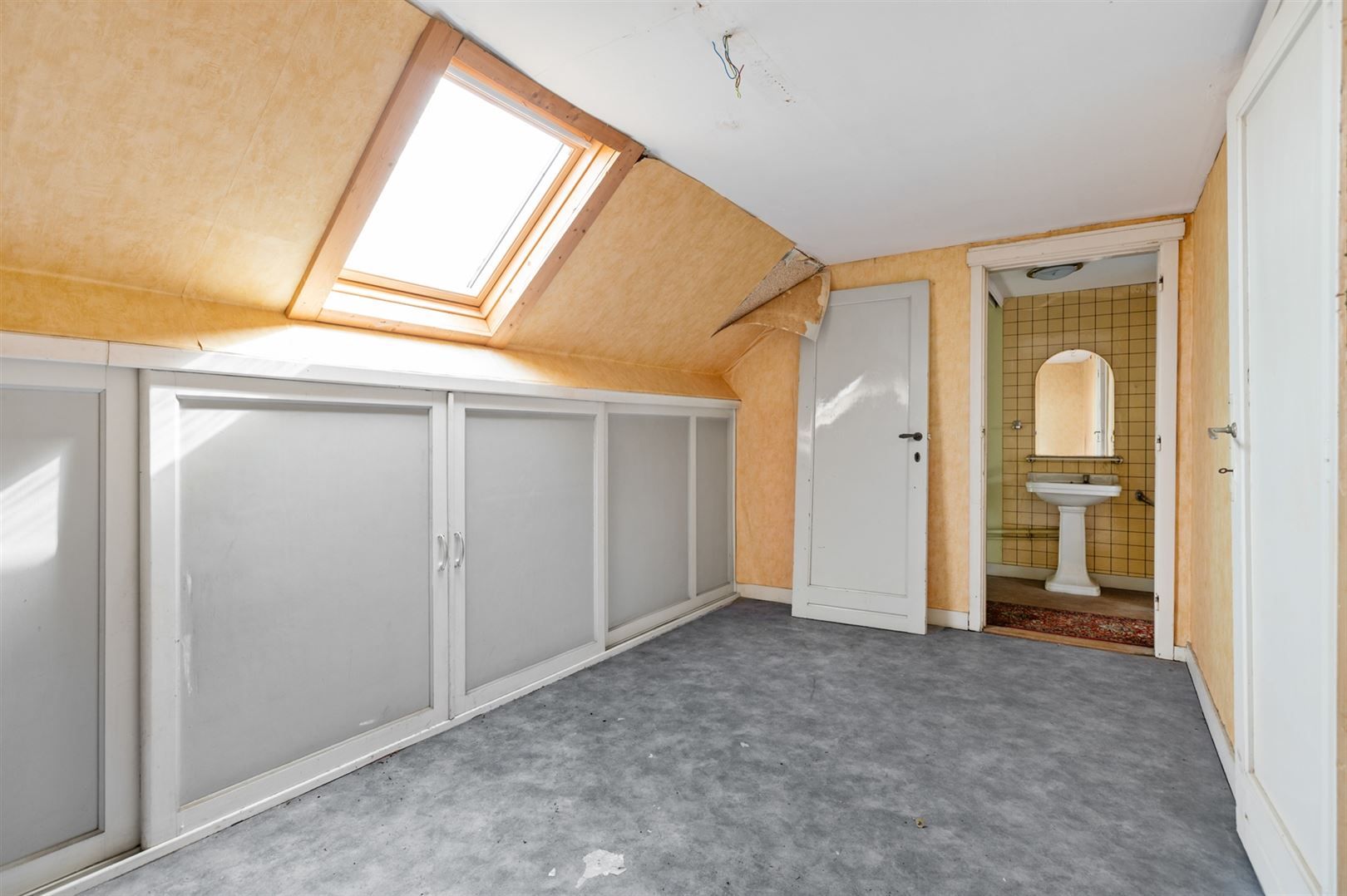 Grondig te renoveren woning in Ekerse dorpskern. foto 21