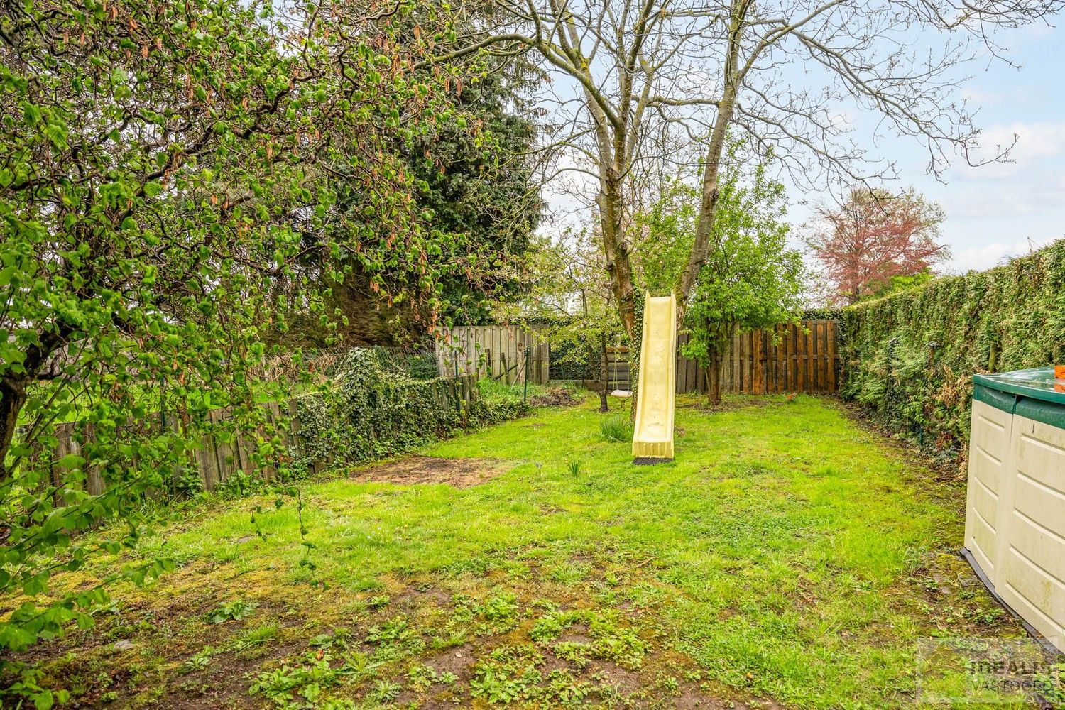 RUIME EN PERFECT ONDERHOUDEN WONING MET 4 SLAAPKAMERS OP KNAP PERCEEL VAN MAAR LIEFST 14A61CA foto 33