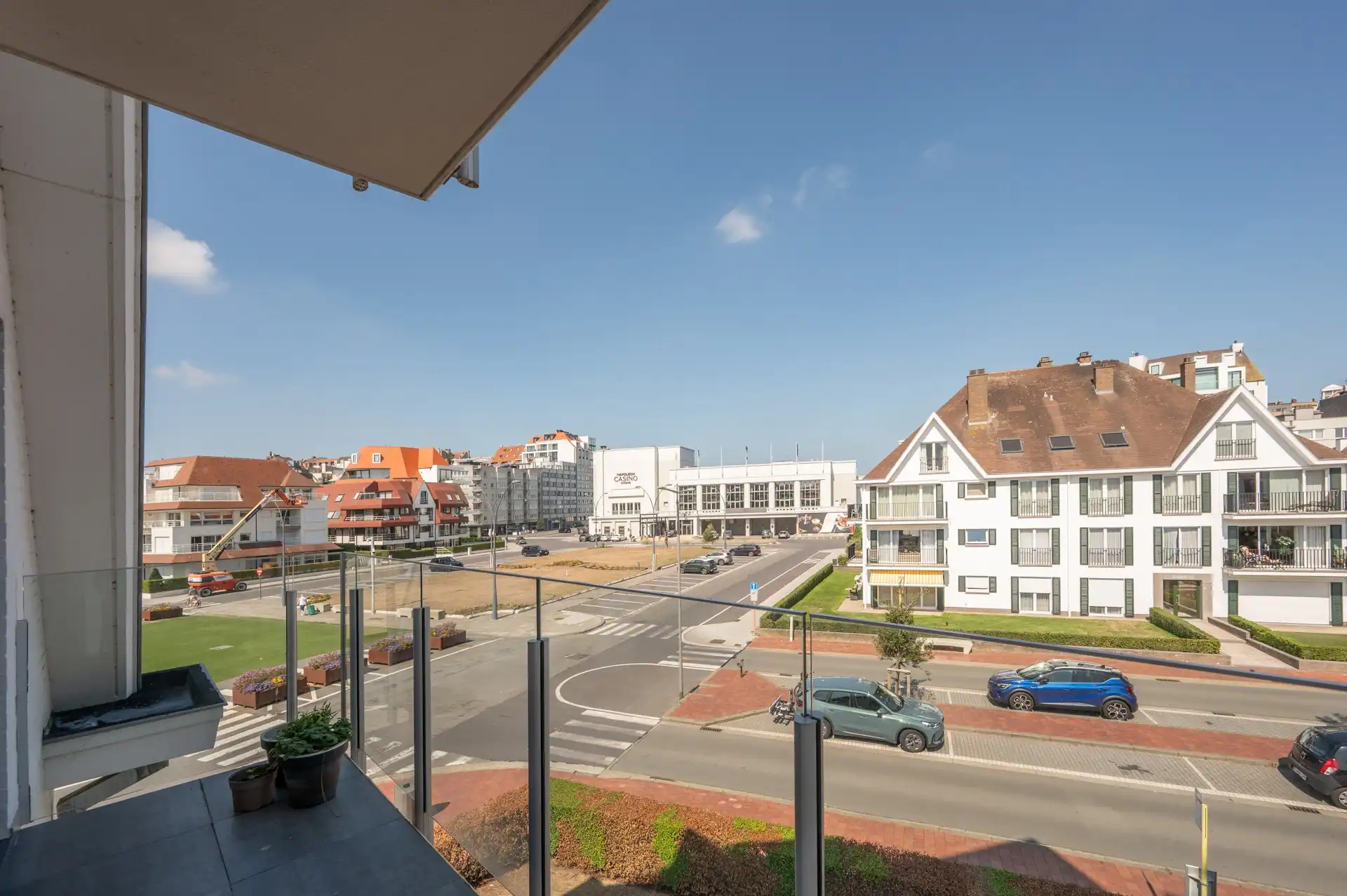 Gemeubeld : hoekappartement met verzichten aan het Casino! foto 8