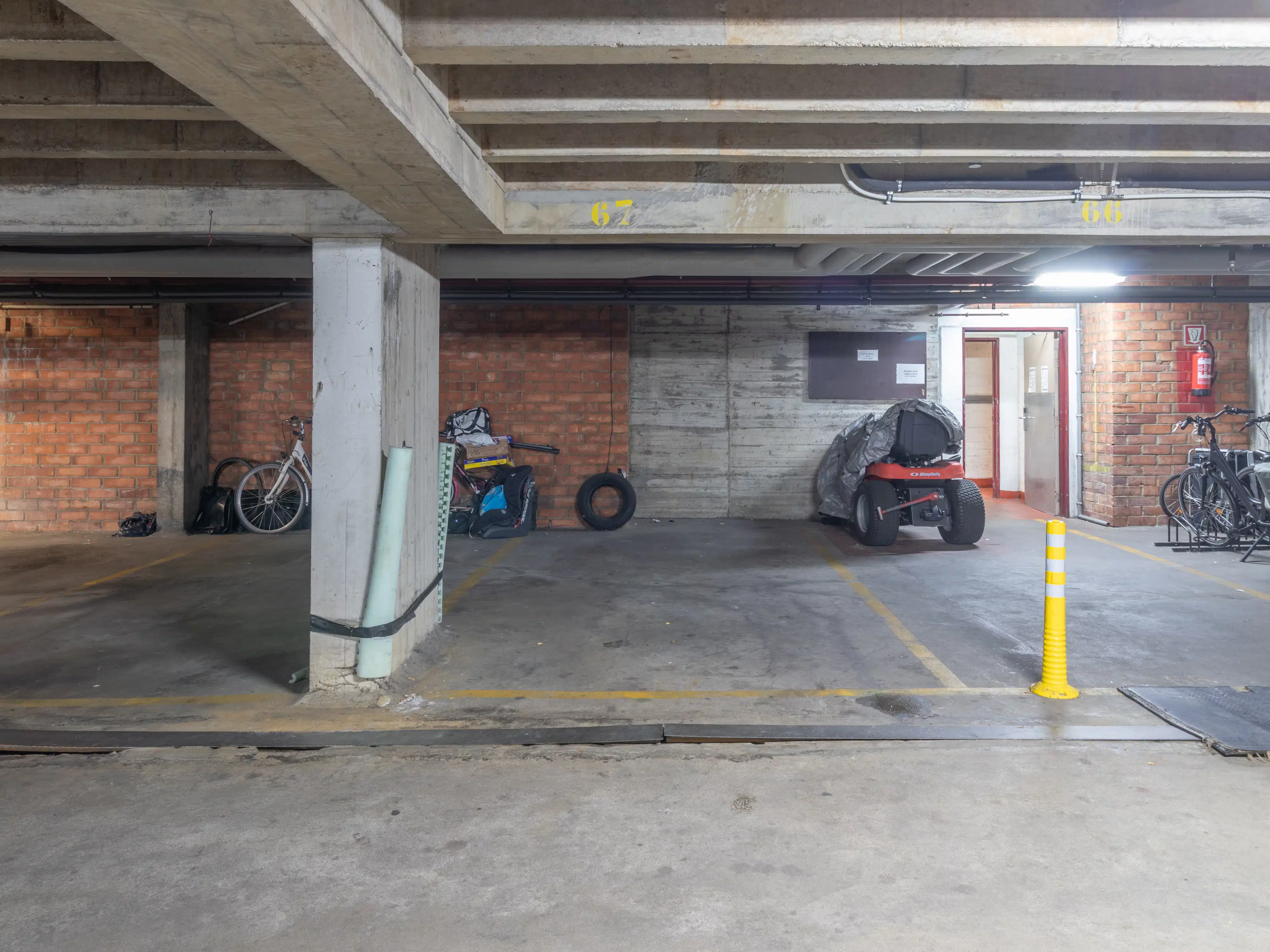 Ruim appartement met panoramisch uitzicht over Antwerpen foto 12