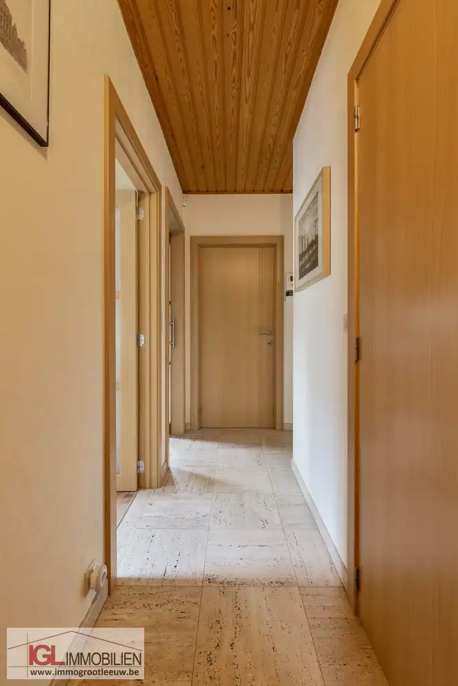 --- VERKOOP OP LIJFRENTE --- Charmante en perfect onderhouden bungalow met prachtige tuin foto 21