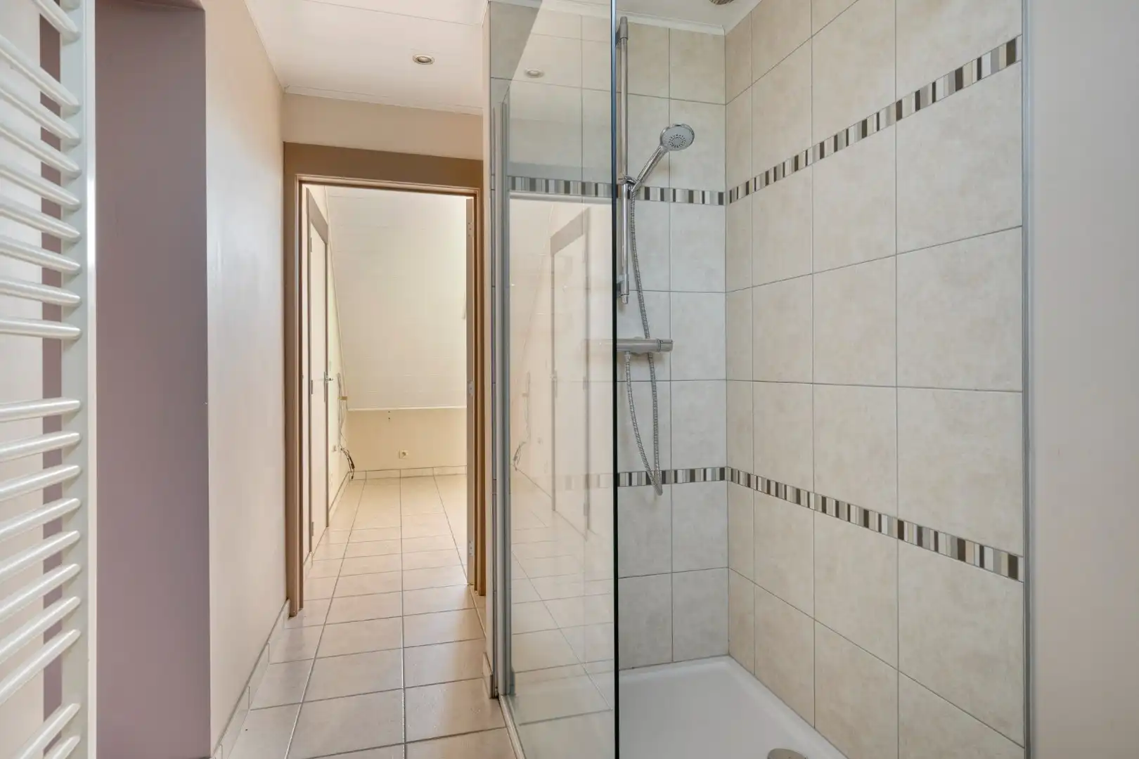 Rustig gelegen woning met 4 slpks en 2 badkamers op 691 m² te OLV Olen ! foto 28