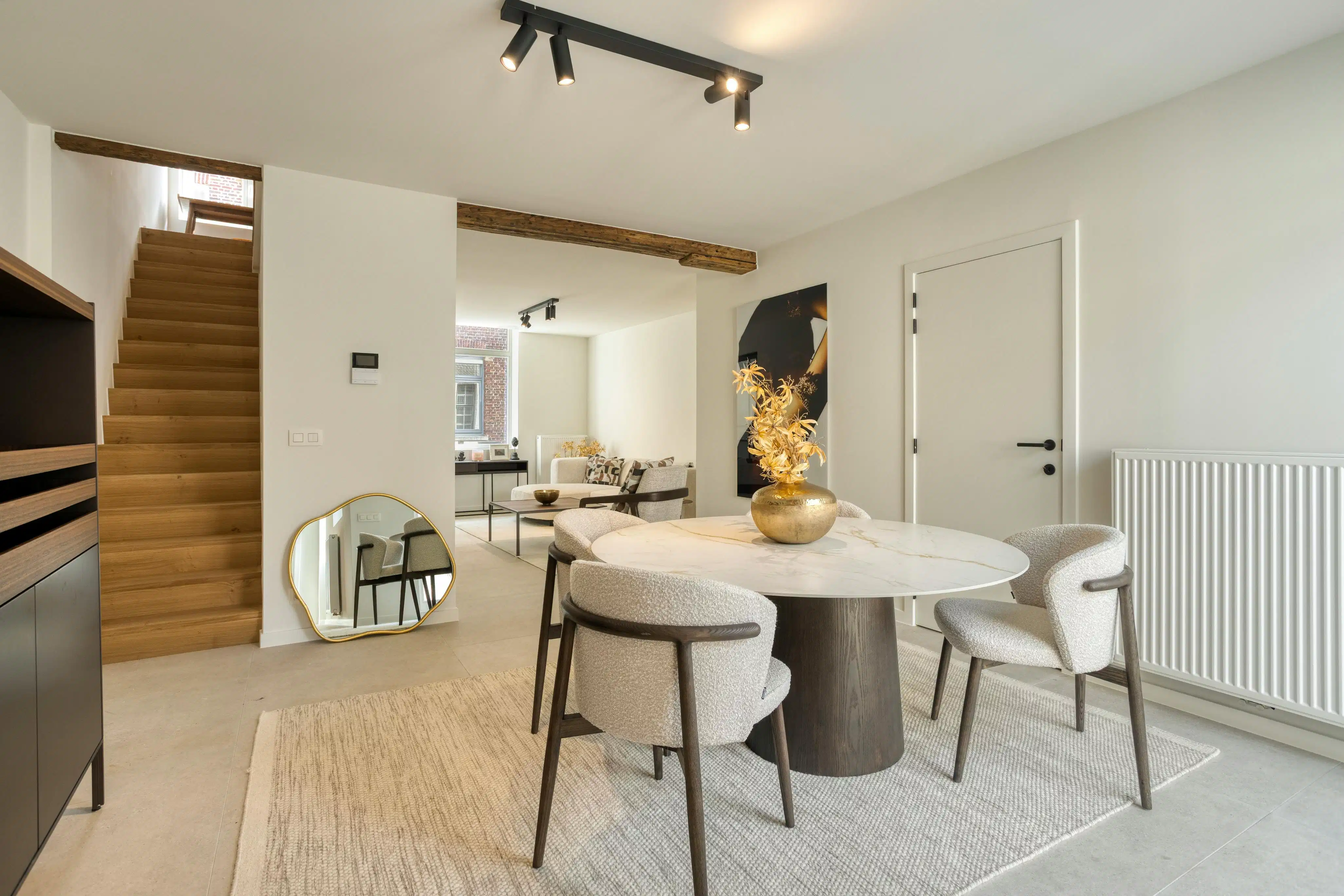 Kwalitatief gerenoveerd huis met 3 slaapkamers in Brugge foto 3