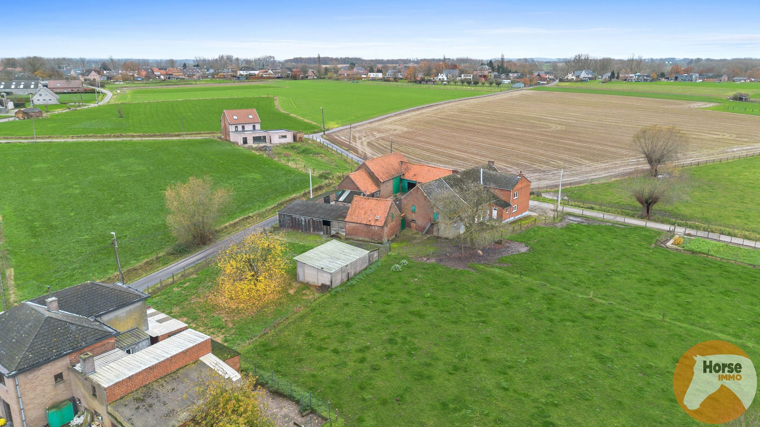 HERZELE - Te renoveren vierkantshoeve op +/- 1ha  foto 23