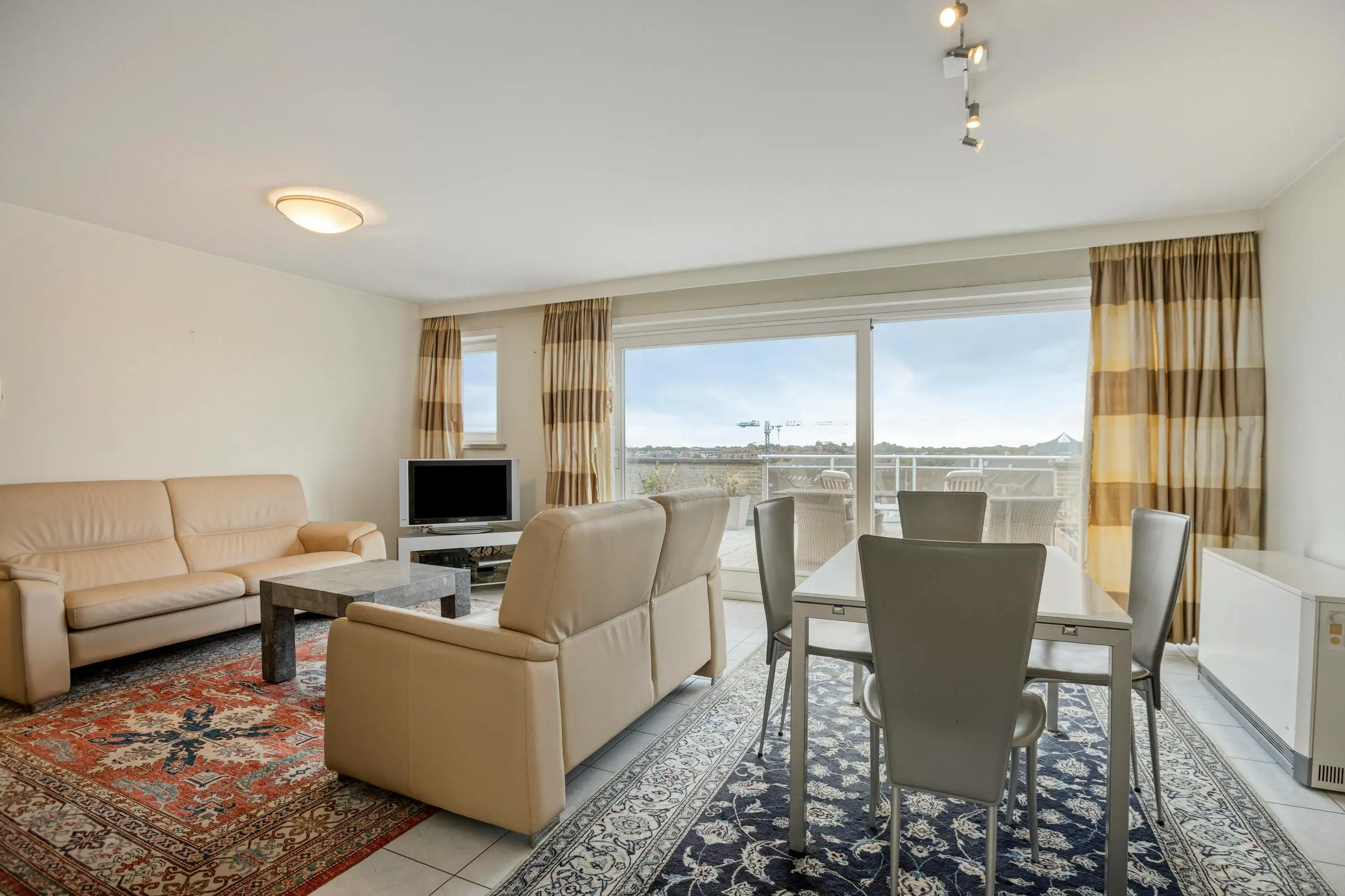 Penthouse (84 m²) met ruim terras (48 m²) vlak bij de Zeedijk foto 4