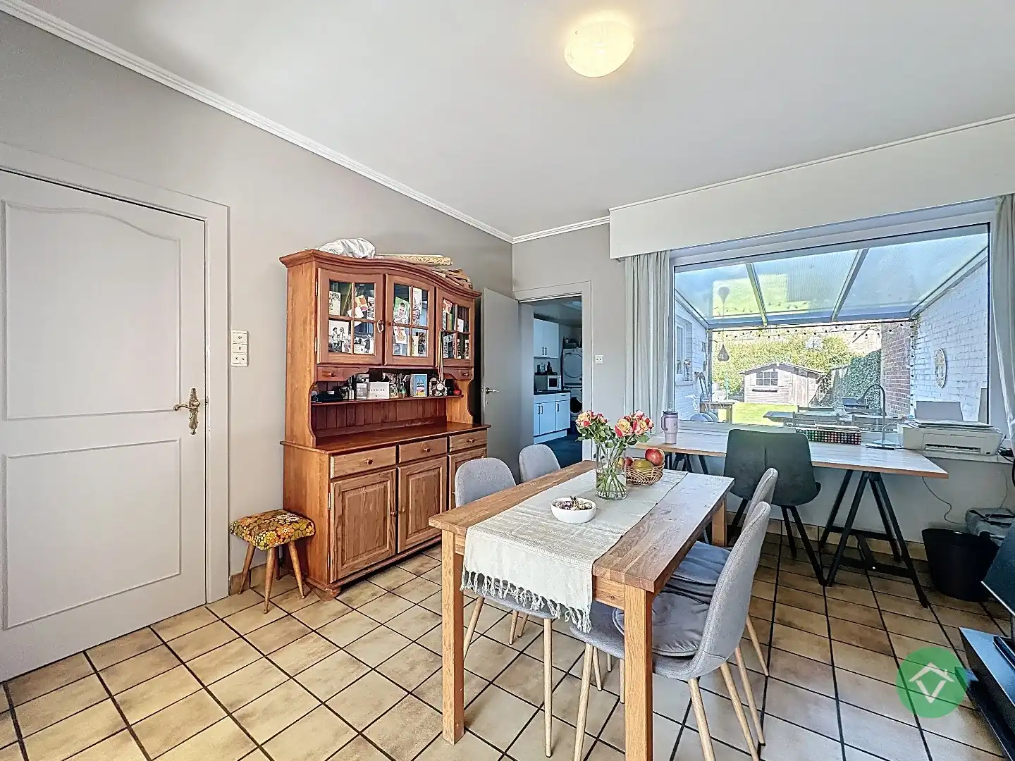 Instapklare woning met 3 slaapkamers en zonnige tuin op topligging in Torhout foto 8